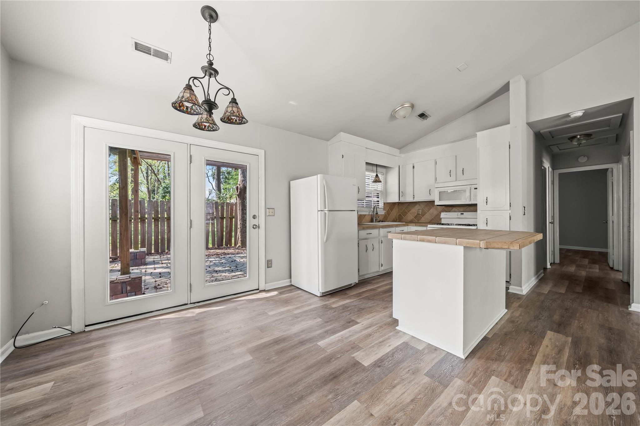 4518 Nicks Tavern Road Property Photo 9