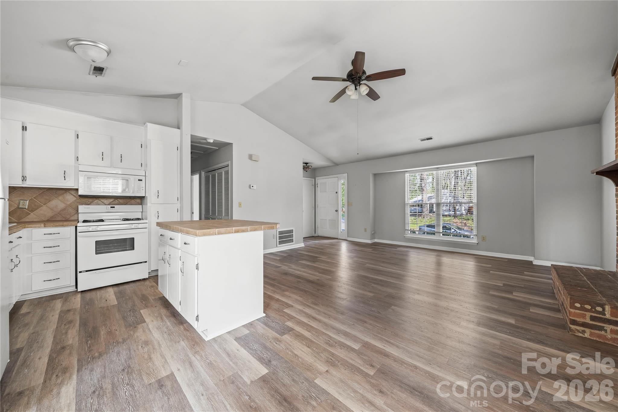 4518 Nicks Tavern Road Property Photo 10