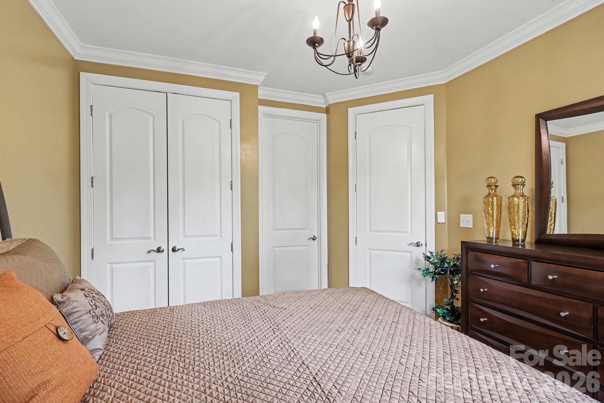 1629 Healing Springs Drive Property Photo 23