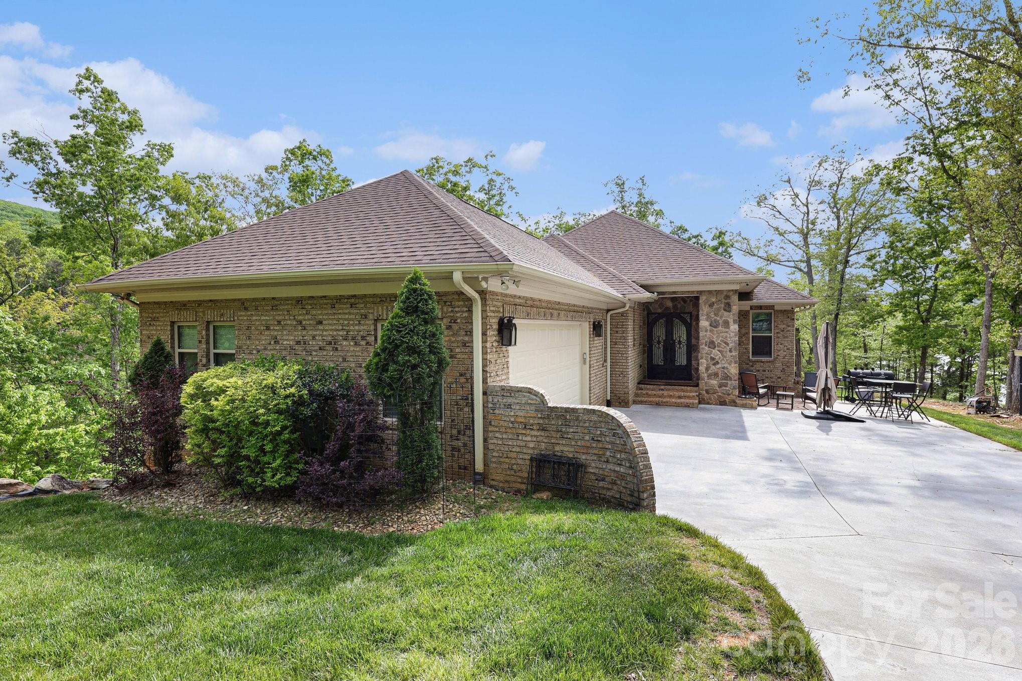 1629 Healing Springs Drive Property Photo 44