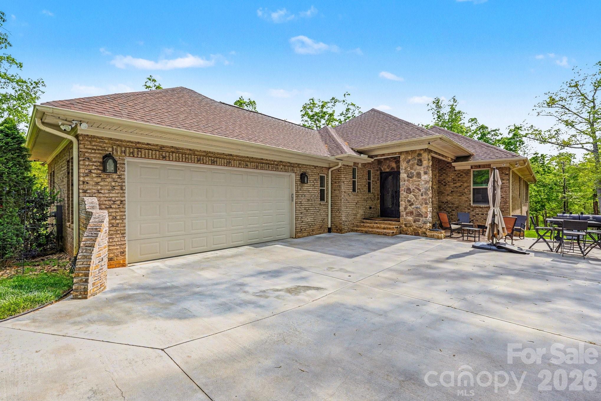 1629 Healing Springs Drive Property Photo 45