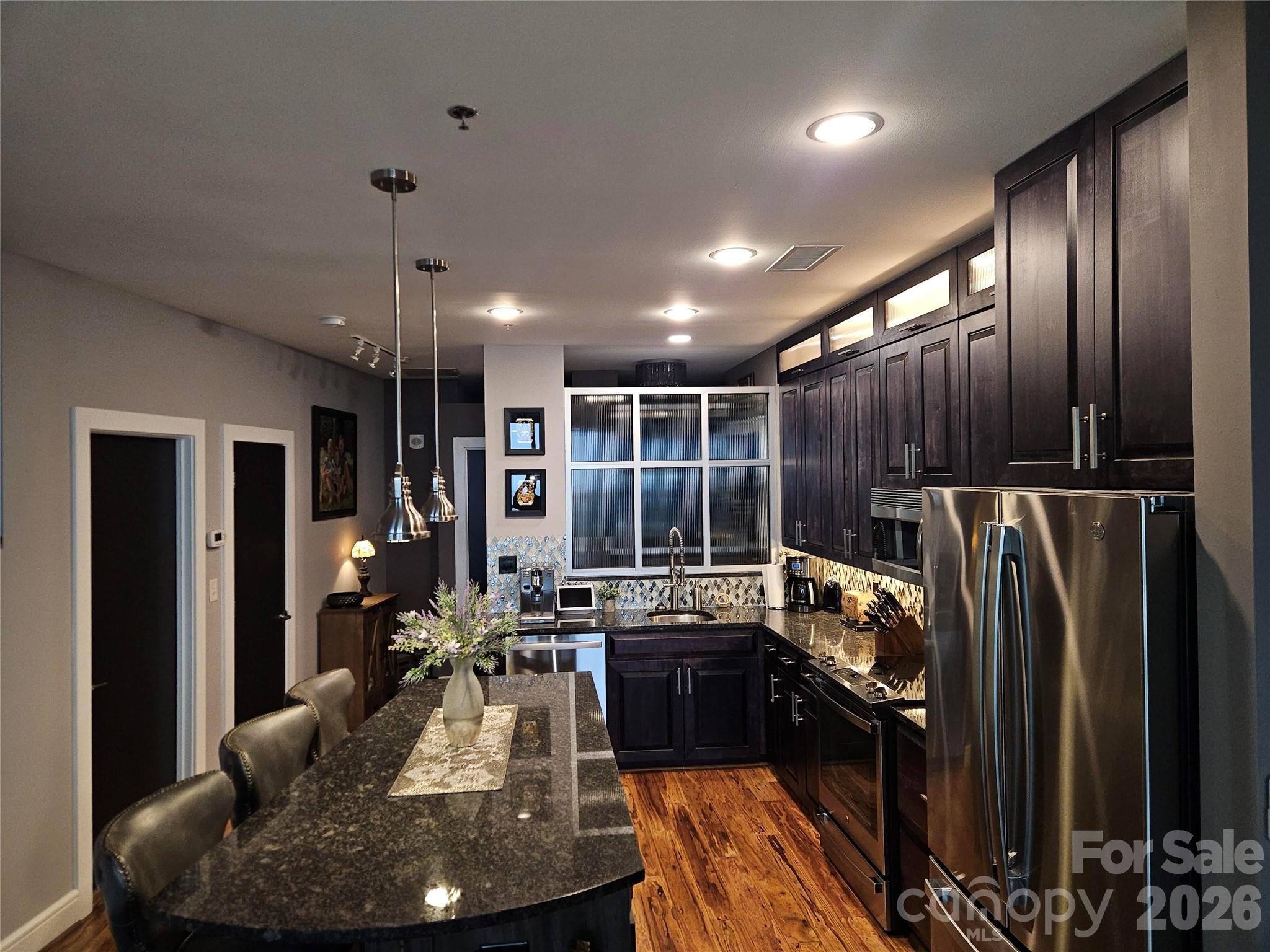 333 W Trade Street 1202 Property Photo 12
