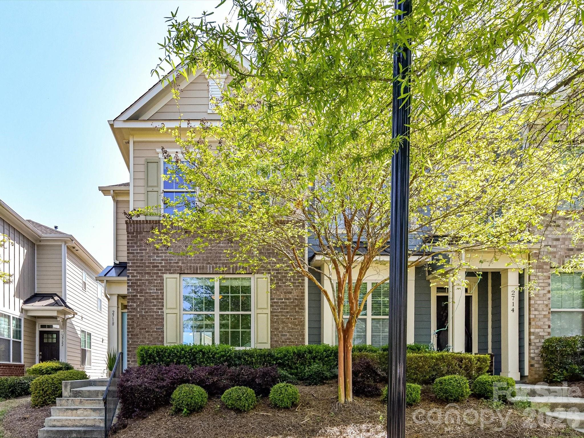 2718 Tranquil Oak Place Property Photo 1