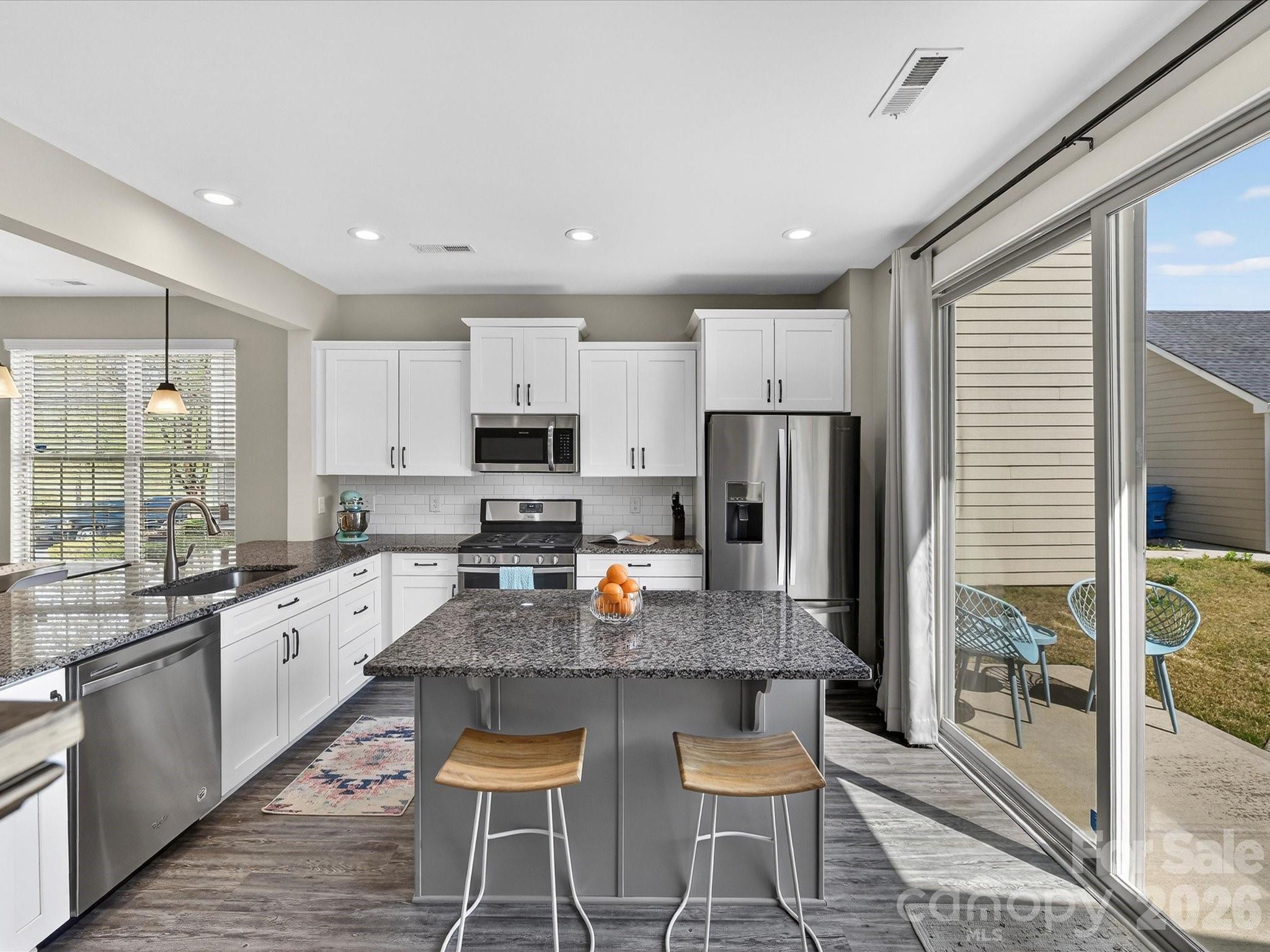 2718 Tranquil Oak Place Property Photo 14