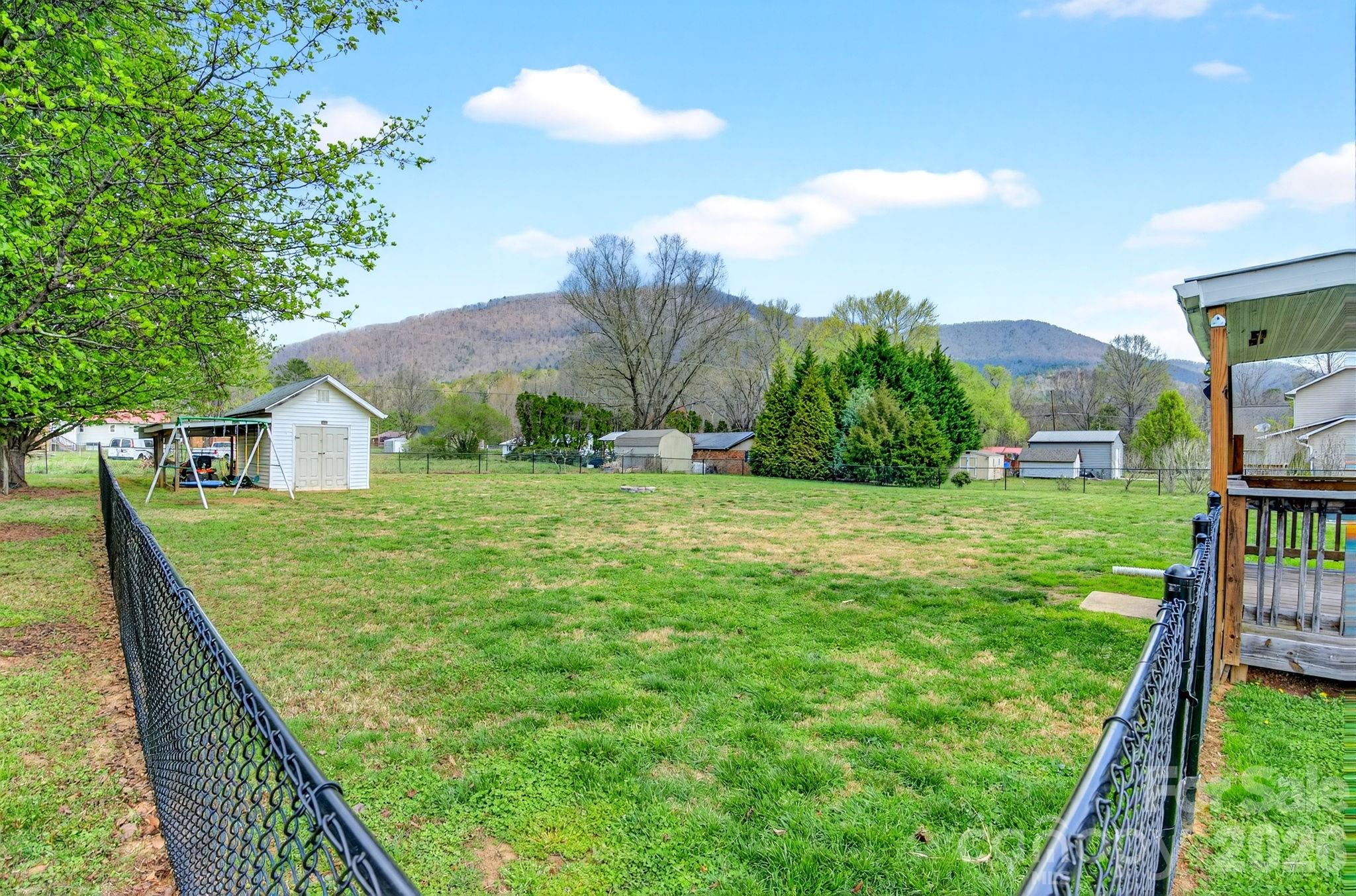 22 Brookfield Lane Property Photo 22