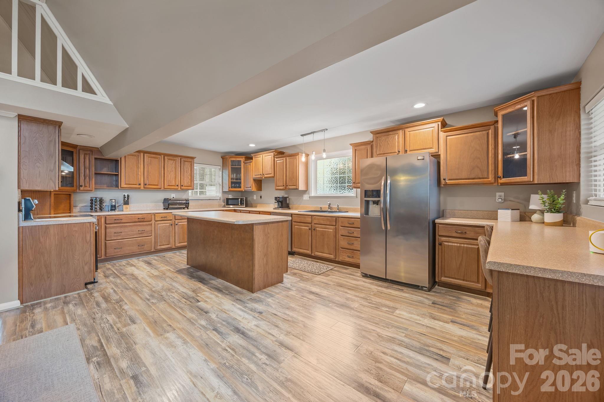 1870 Scout Road Property Photo 5