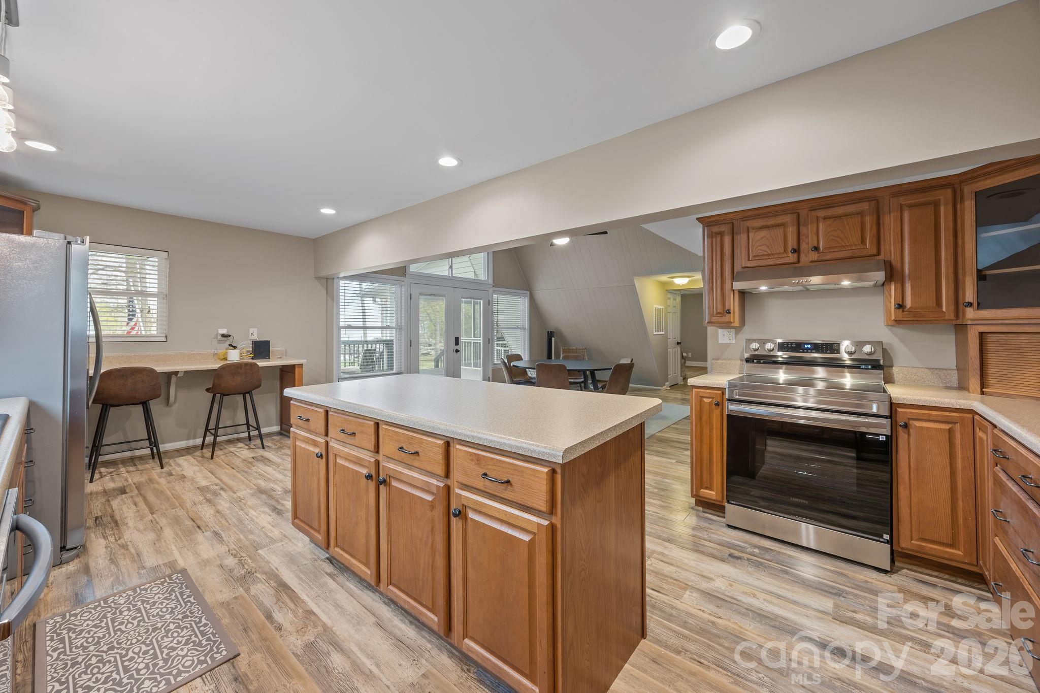 1870 Scout Road Property Photo 18