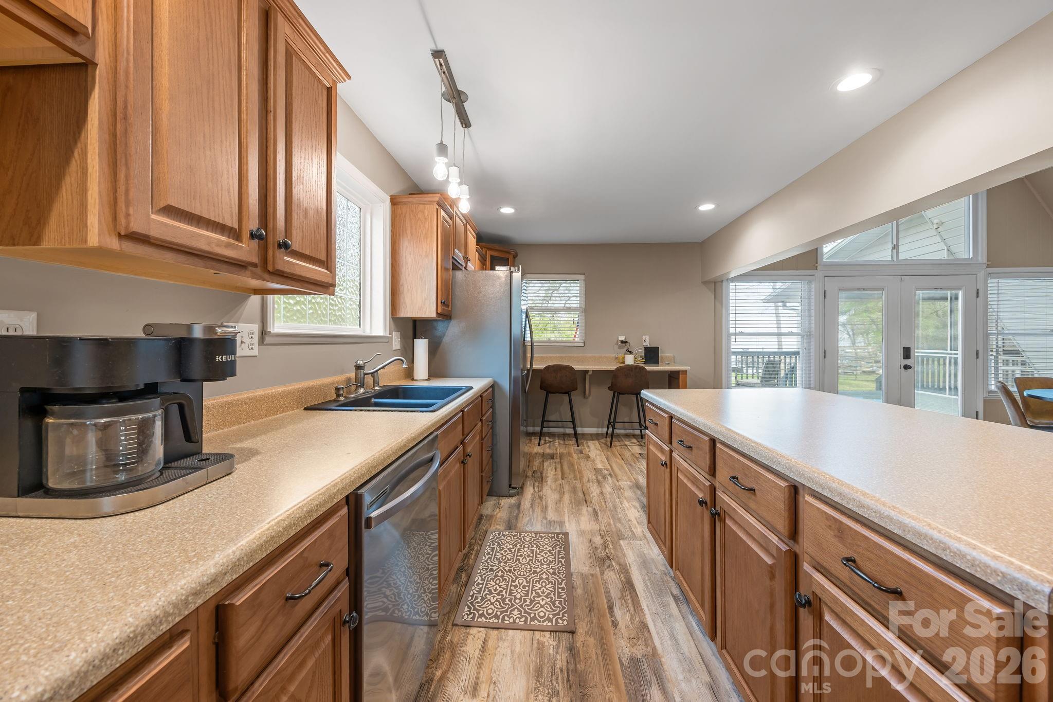 1870 Scout Road Property Photo 20