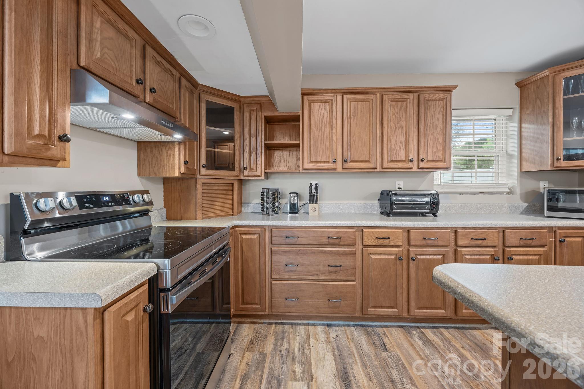 1870 Scout Road Property Photo 22