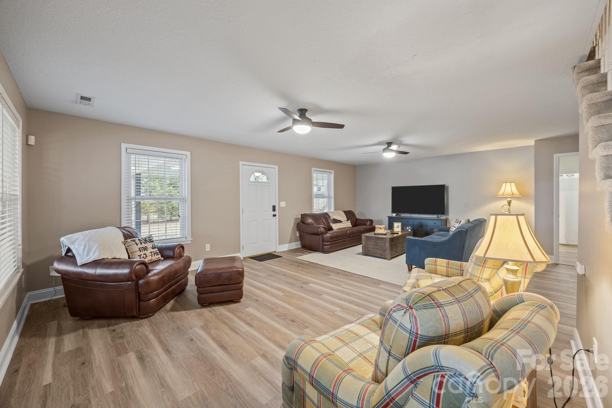 1870 Scout Road Property Photo 23