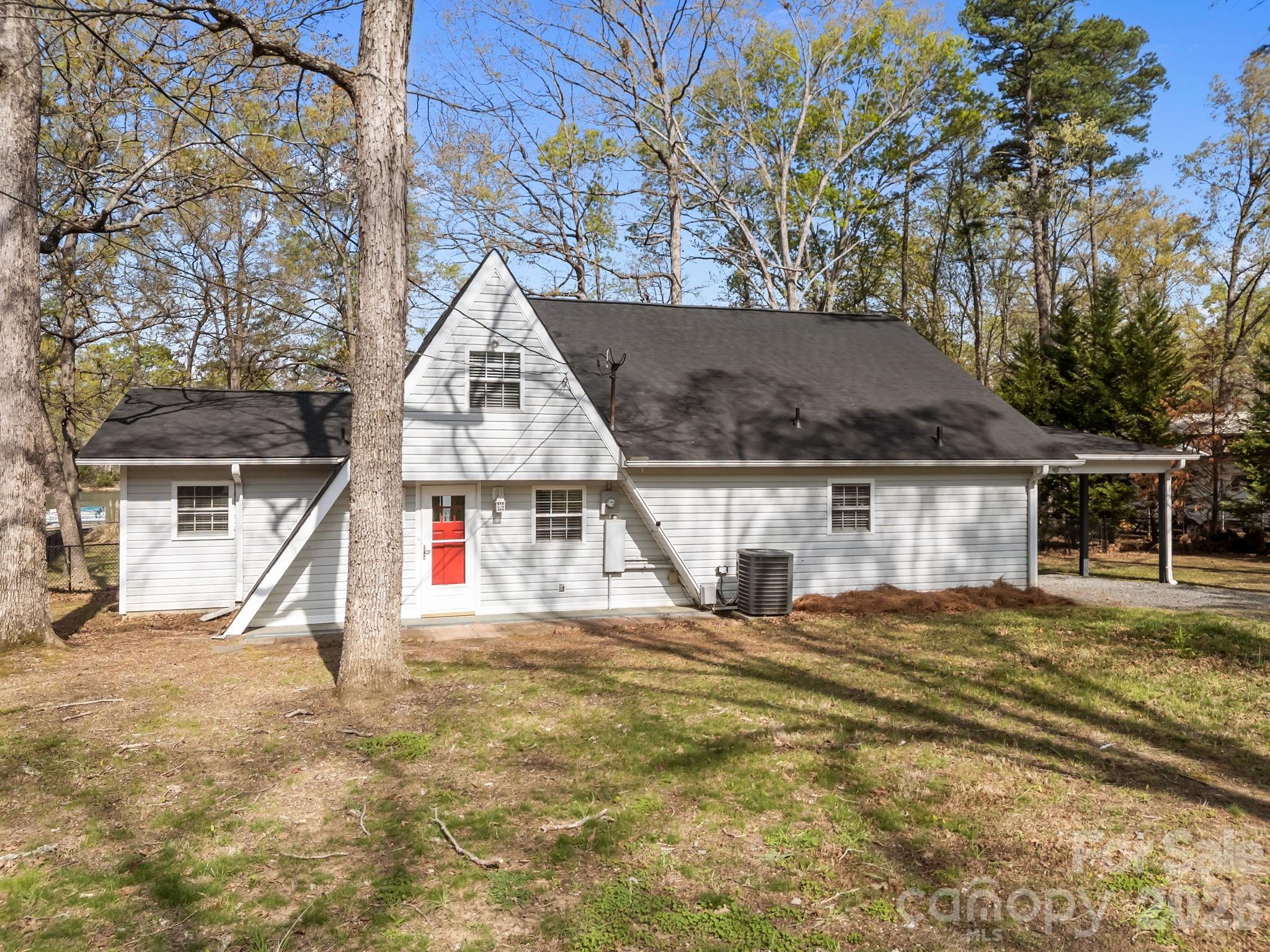 1870 Scout Road Property Photo 43