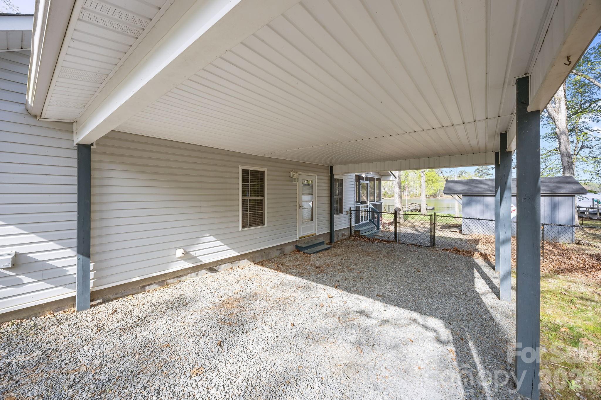 1870 Scout Road Property Photo 45