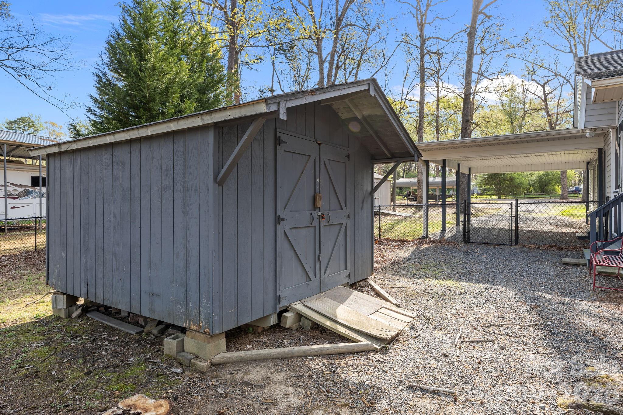 1870 Scout Road Property Photo 47