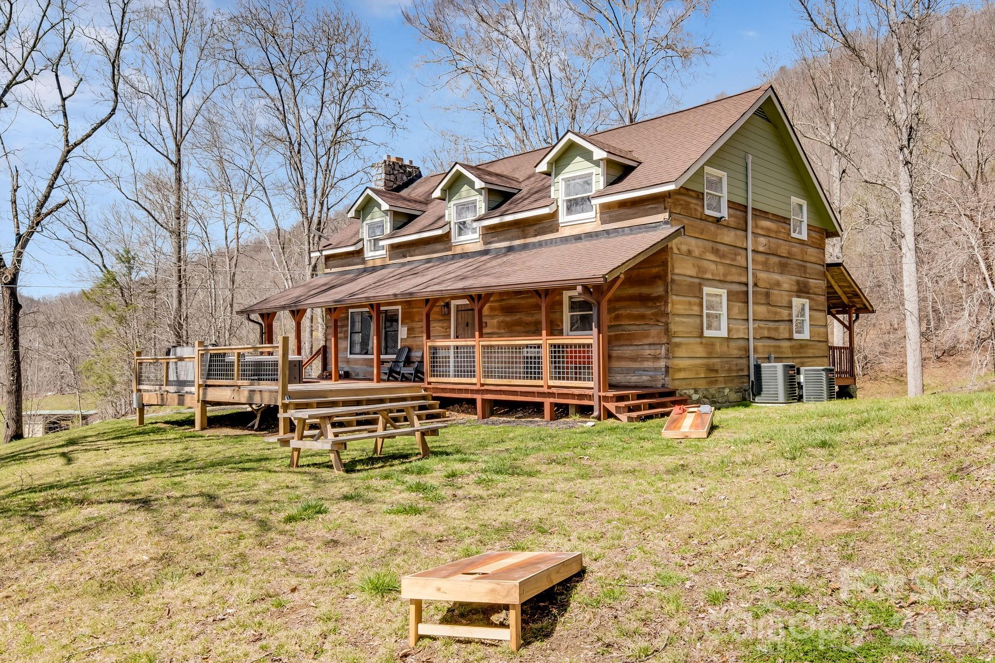 114 Johns Creek Road Property Photo 3
