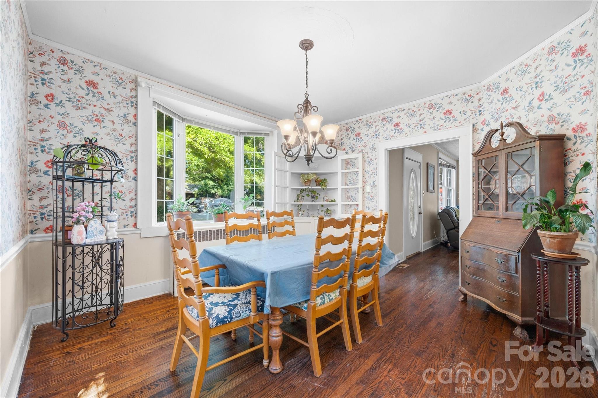 205 S Thompson Street Property Photo 12