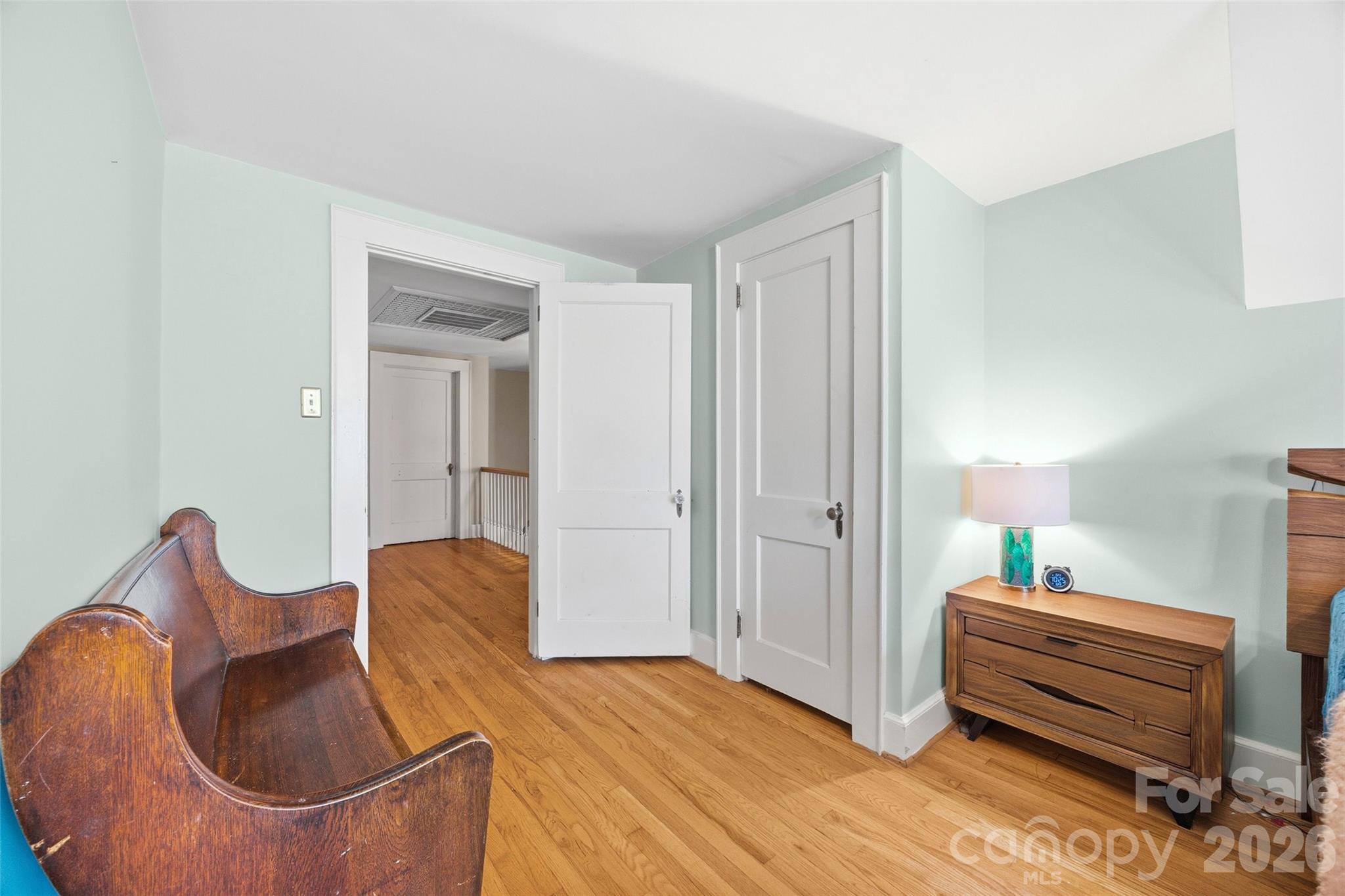 205 S Thompson Street Property Photo 25