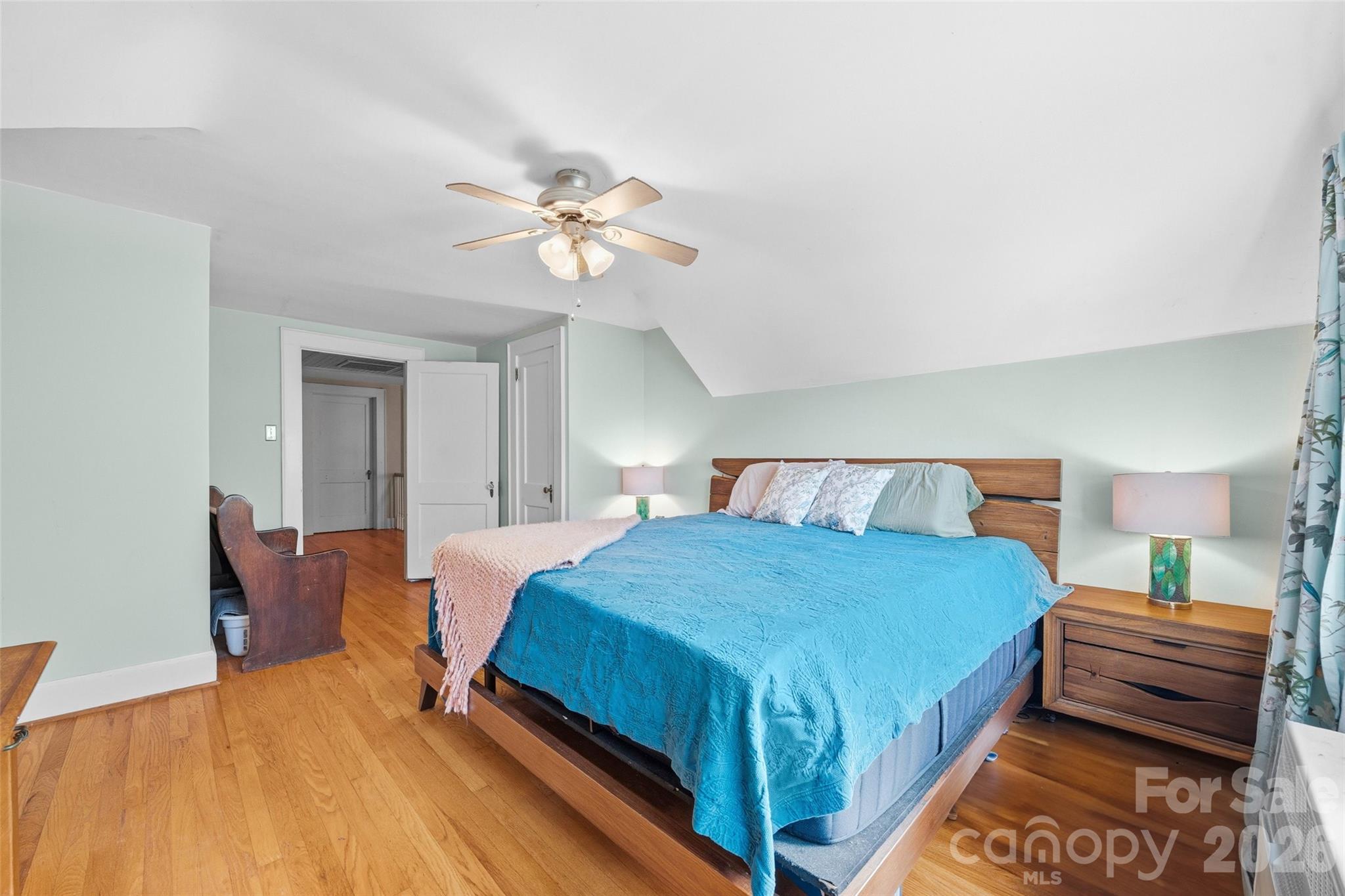 205 S Thompson Street Property Photo 26