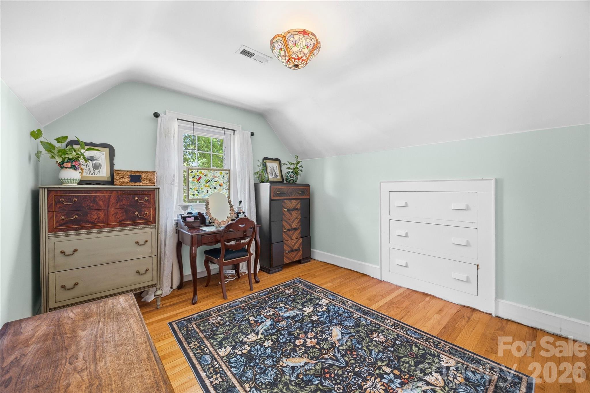 205 S Thompson Street Property Photo 27