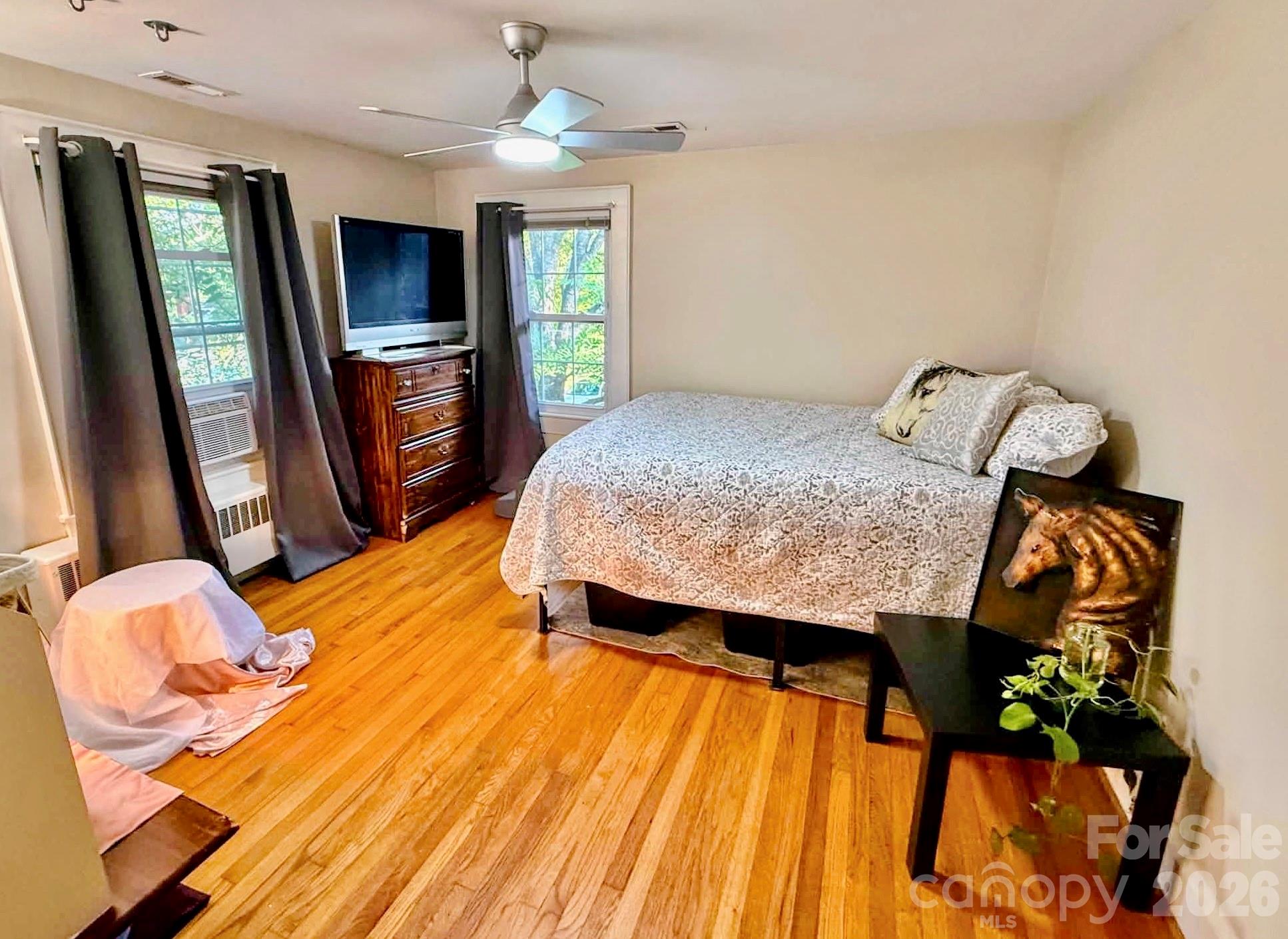 205 S Thompson Street Property Photo 31