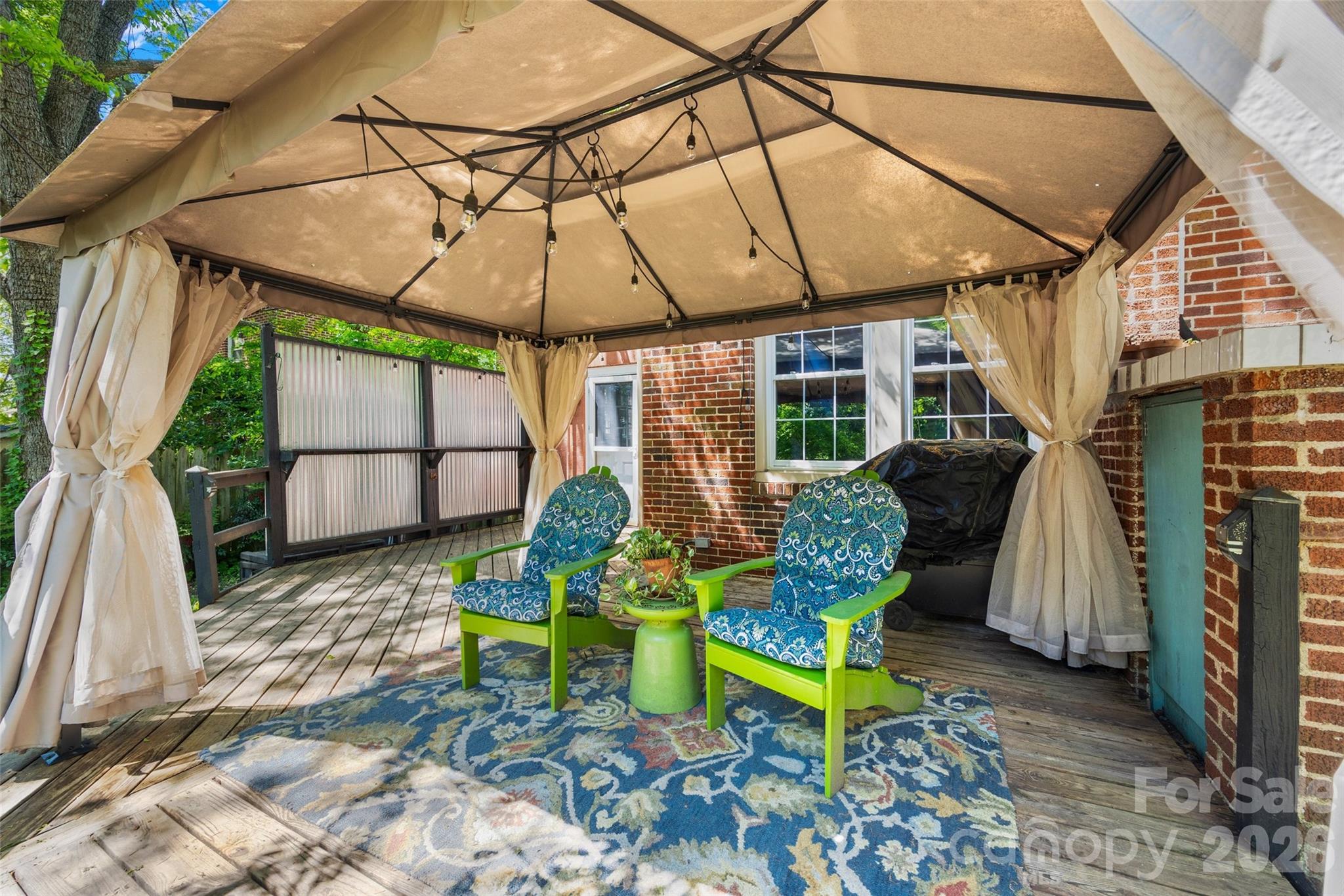 205 S Thompson Street Property Photo 35