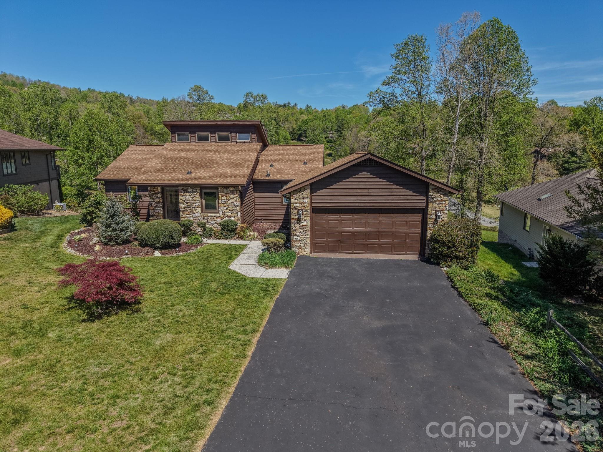 3104 Cove Loop Road Property Photo 1