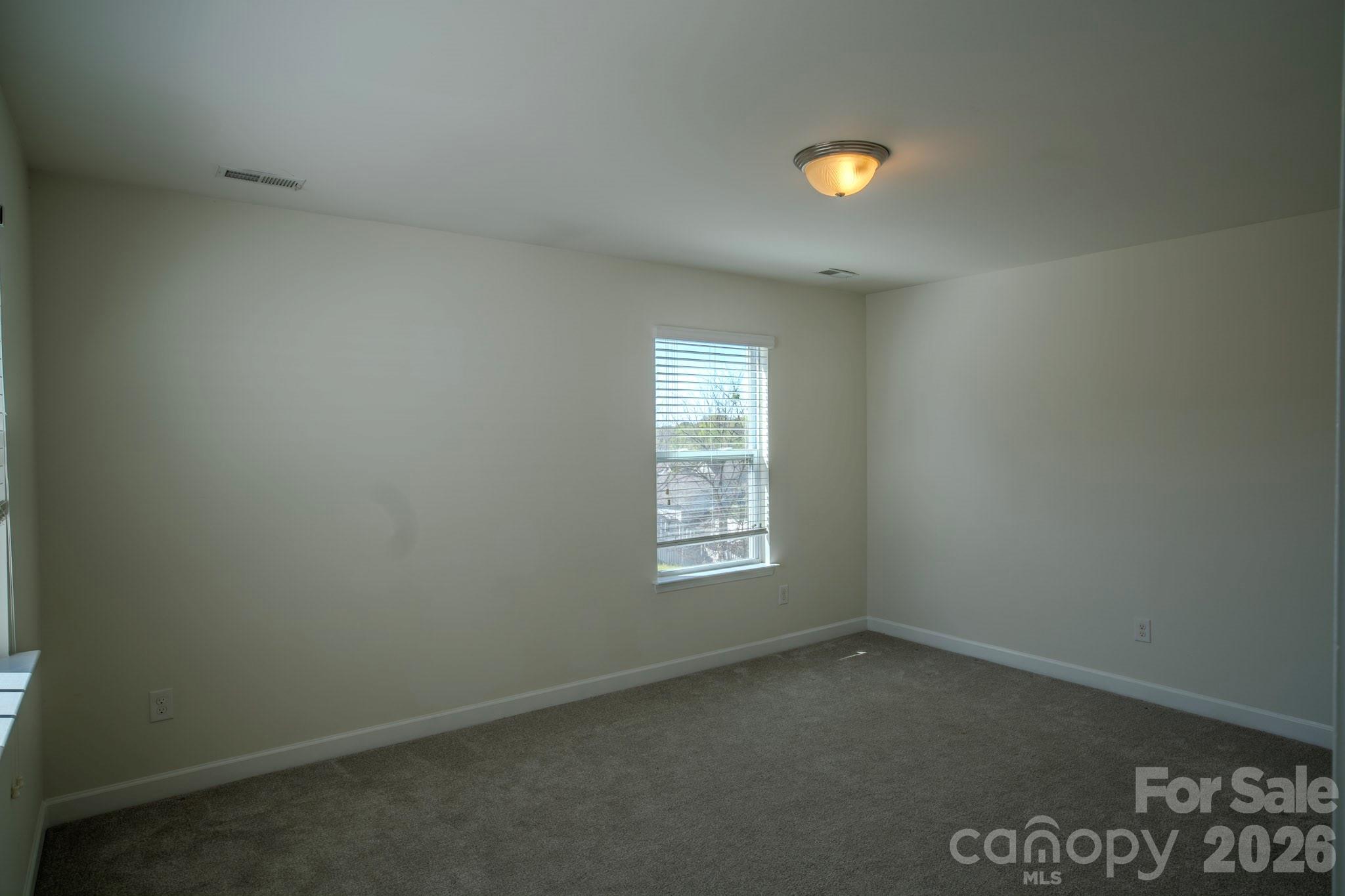 3244 Oulten Street Property Photo 8
