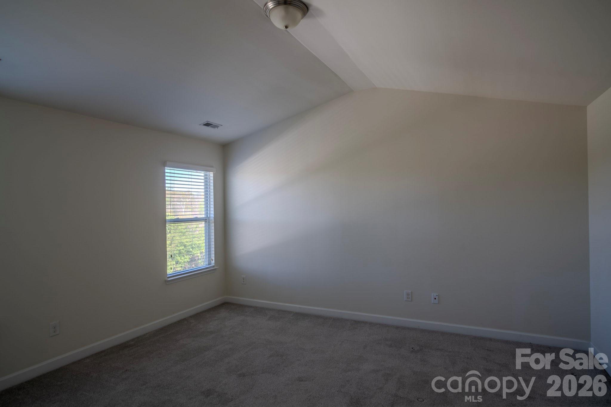 3244 Oulten Street Property Photo 10