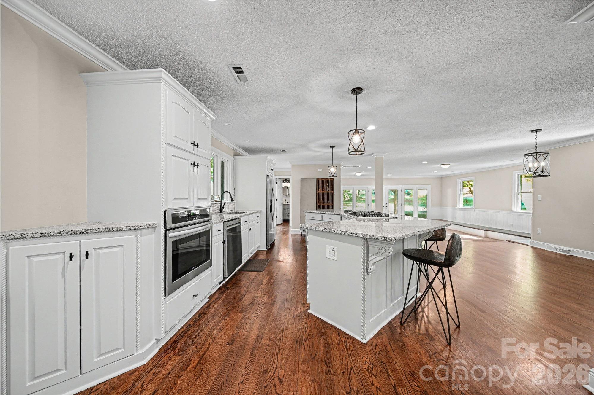 570 Crestside Drive Property Photo 19