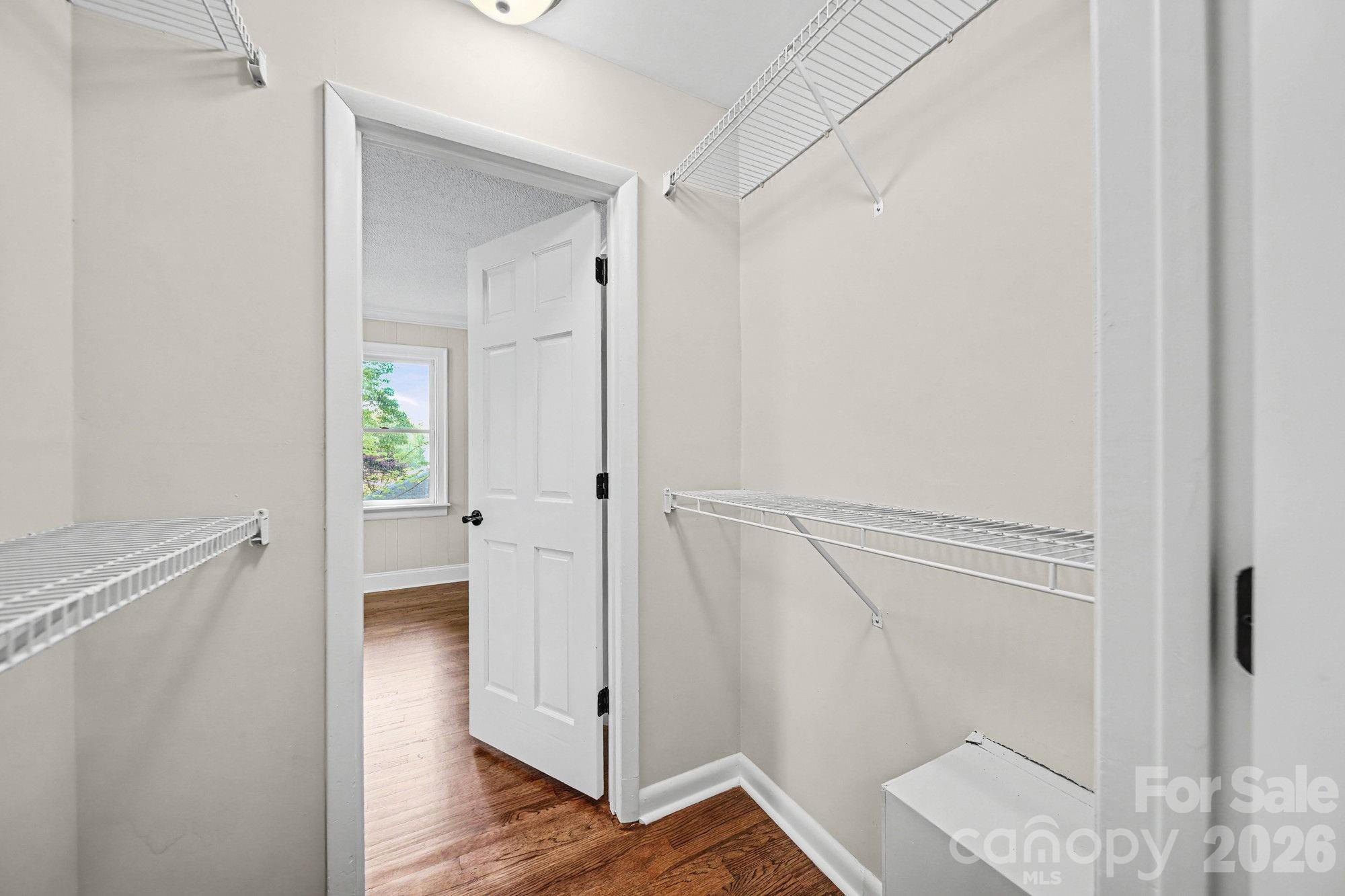 570 Crestside Drive Property Photo 28