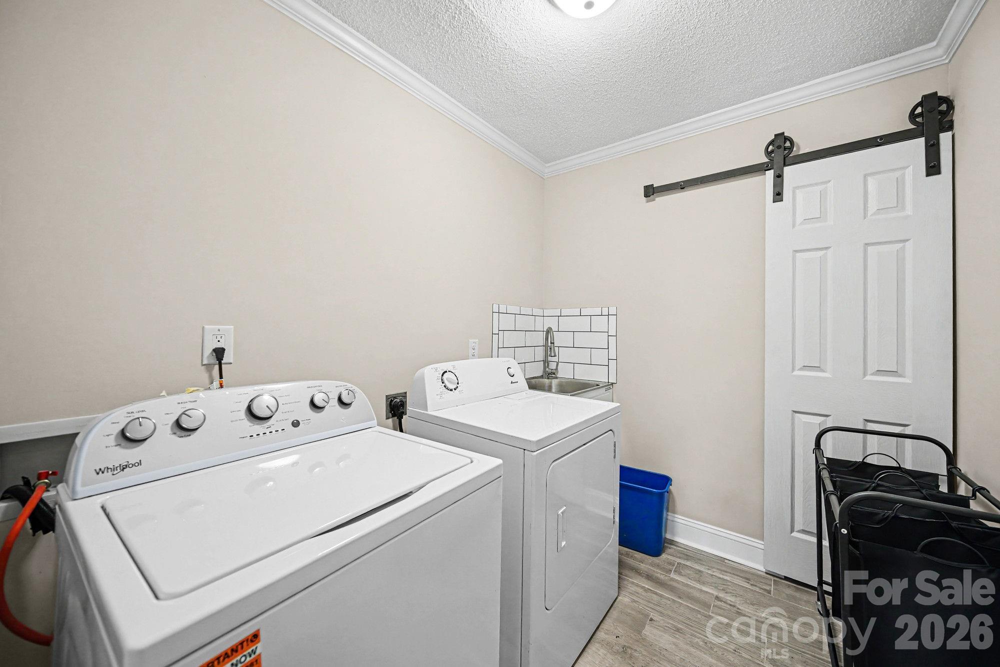 570 Crestside Drive Property Photo 36