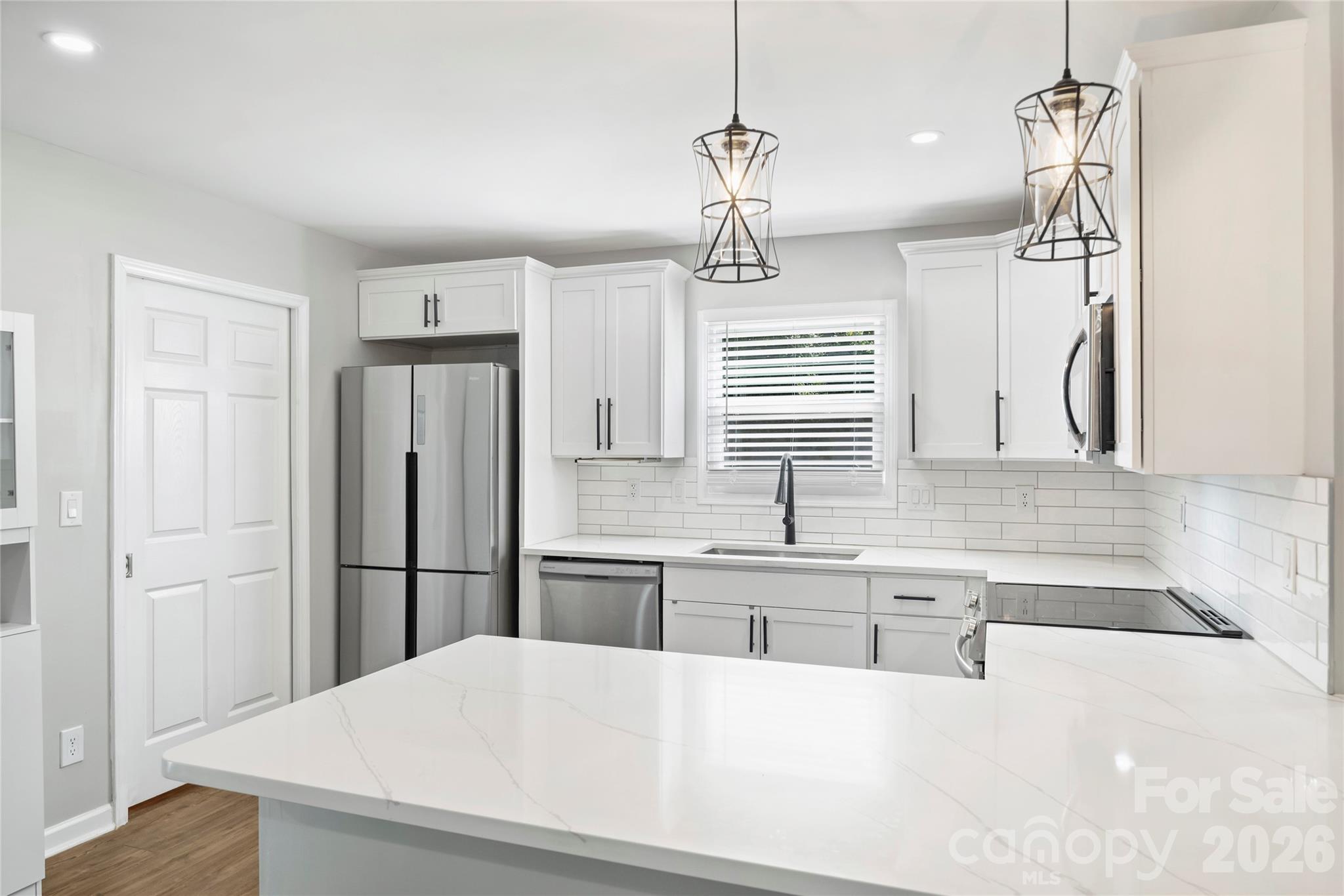 3724 Cobbleridge Drive Property Photo 18