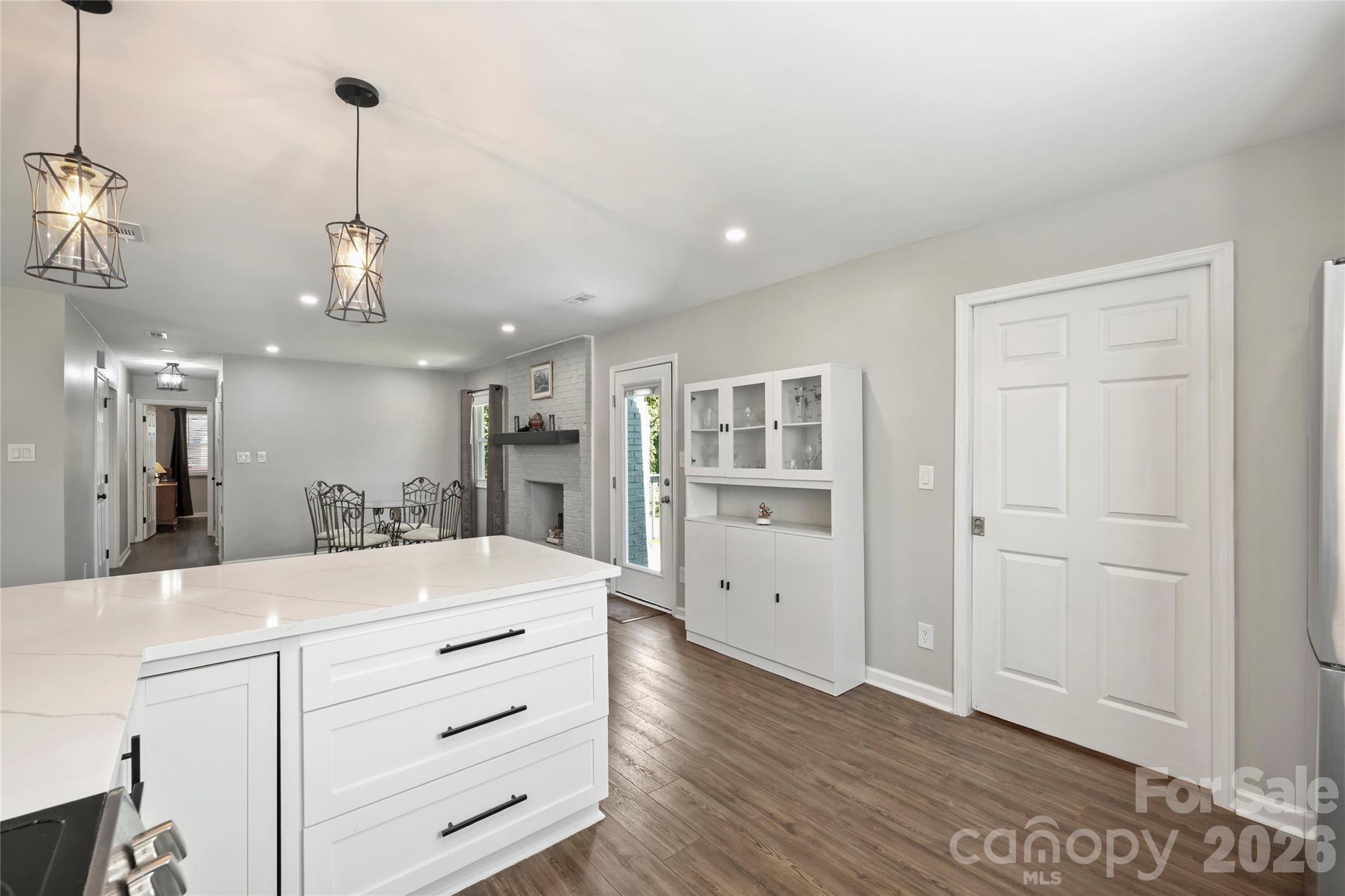 3724 Cobbleridge Drive Property Photo 21
