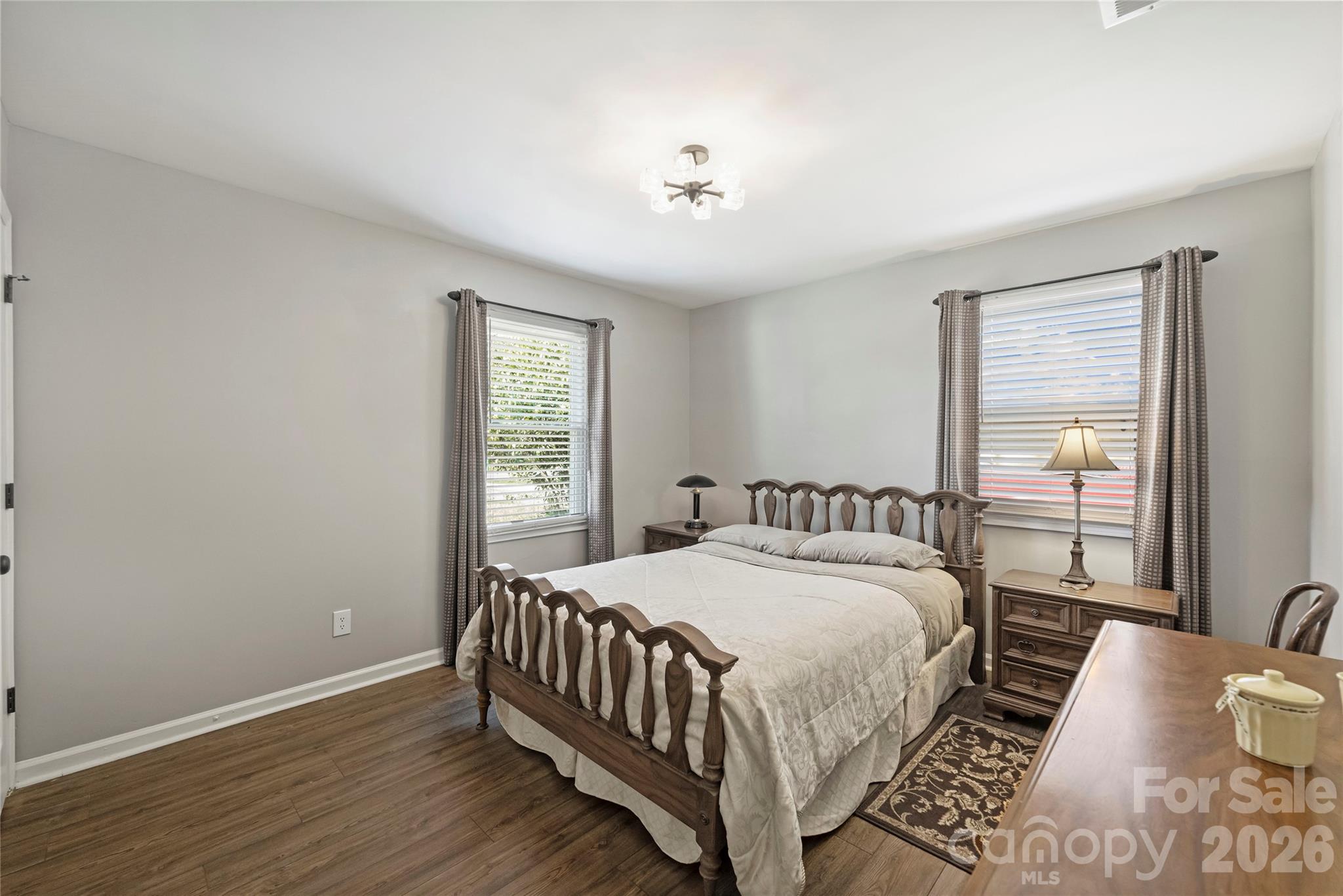 3724 Cobbleridge Drive Property Photo 27