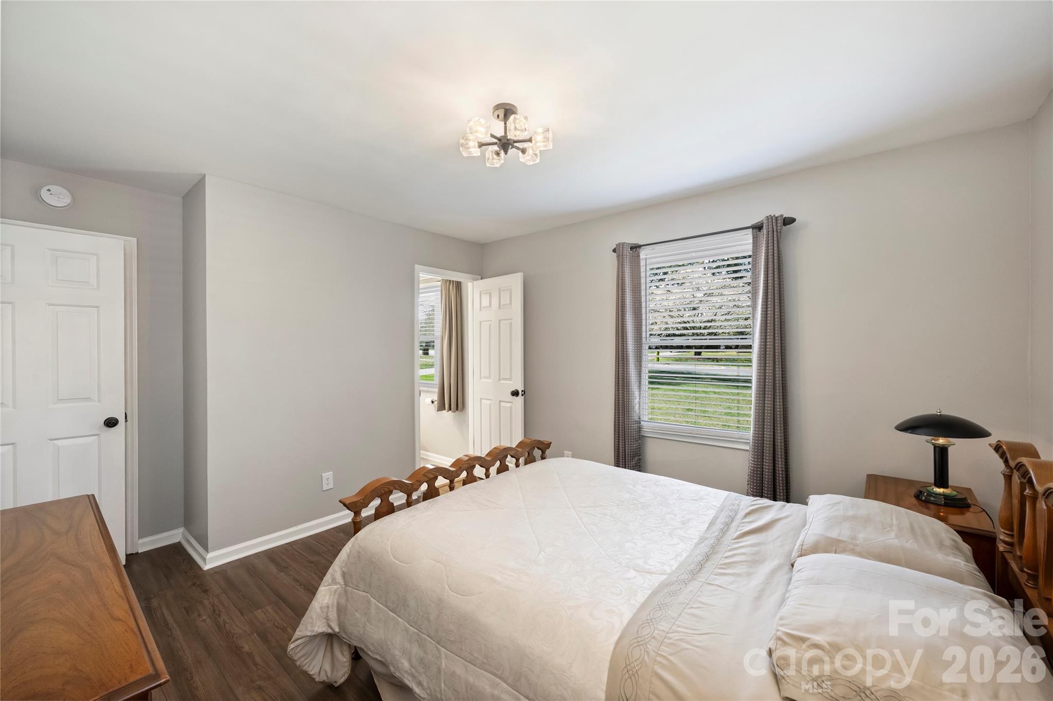 3724 Cobbleridge Drive Property Photo 28