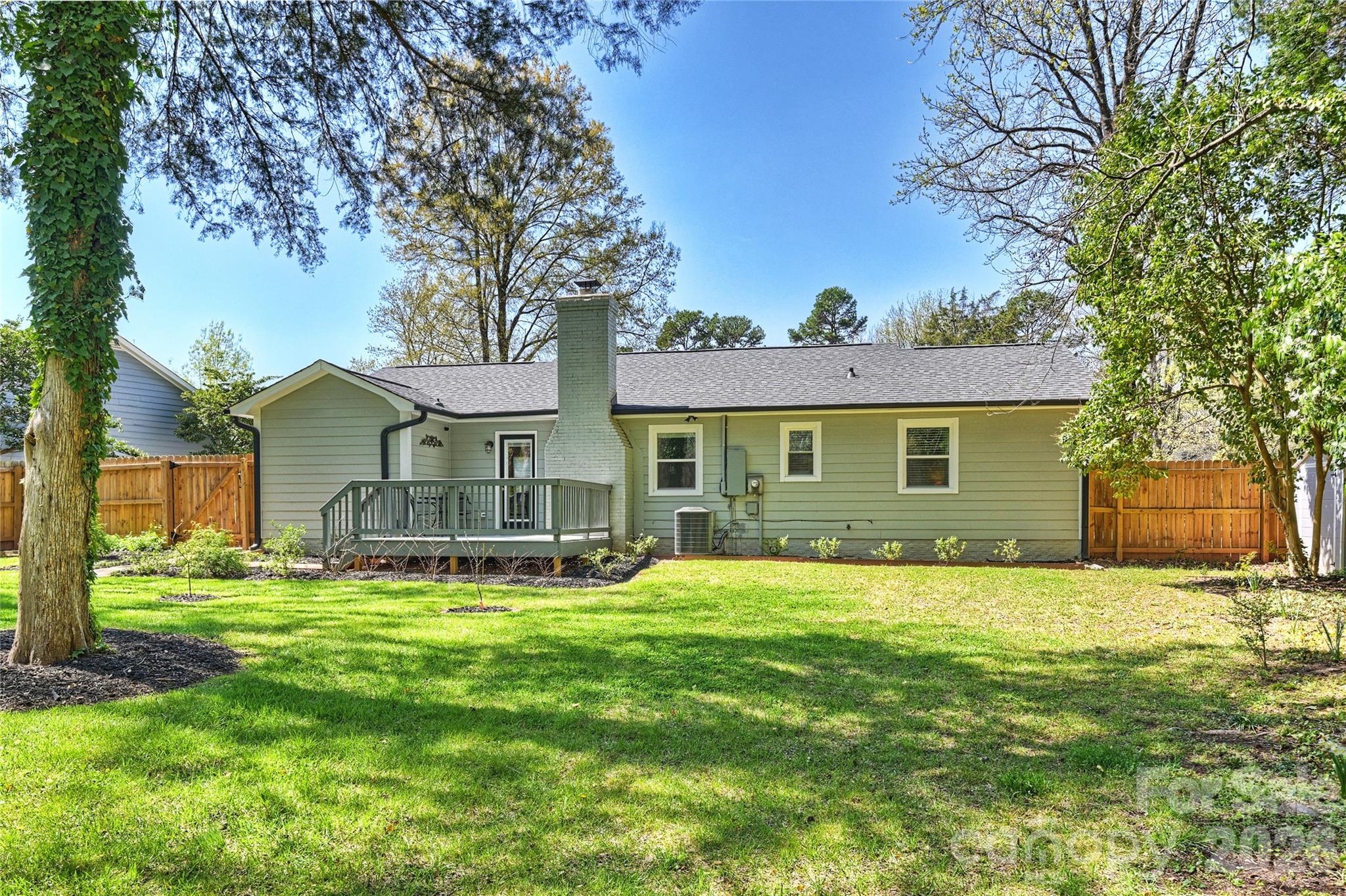 3724 Cobbleridge Drive Property Photo 39