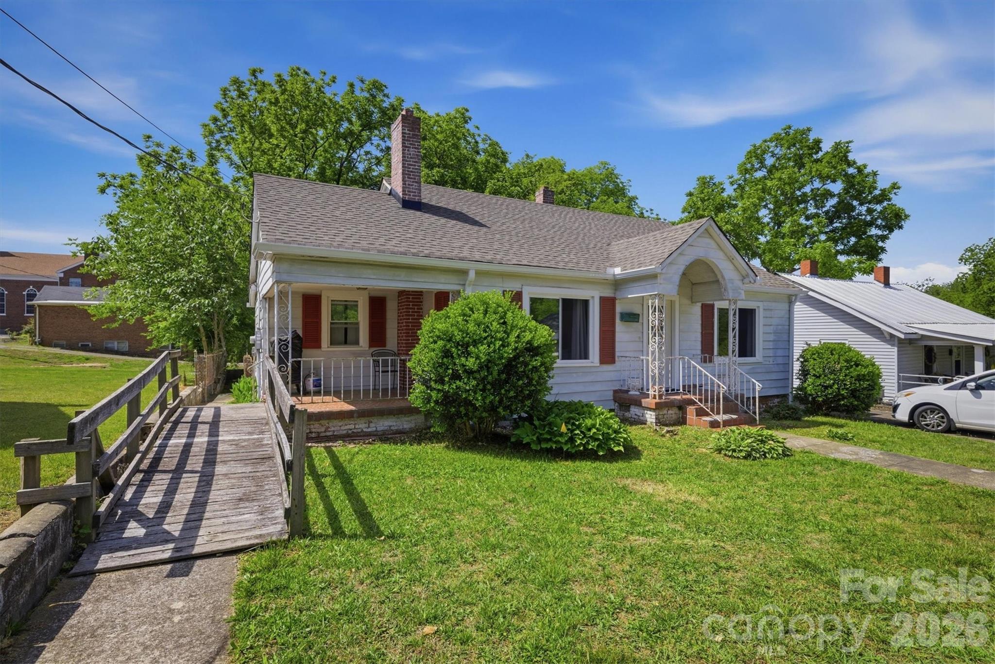 117 3rd Avenue Property Photo 2