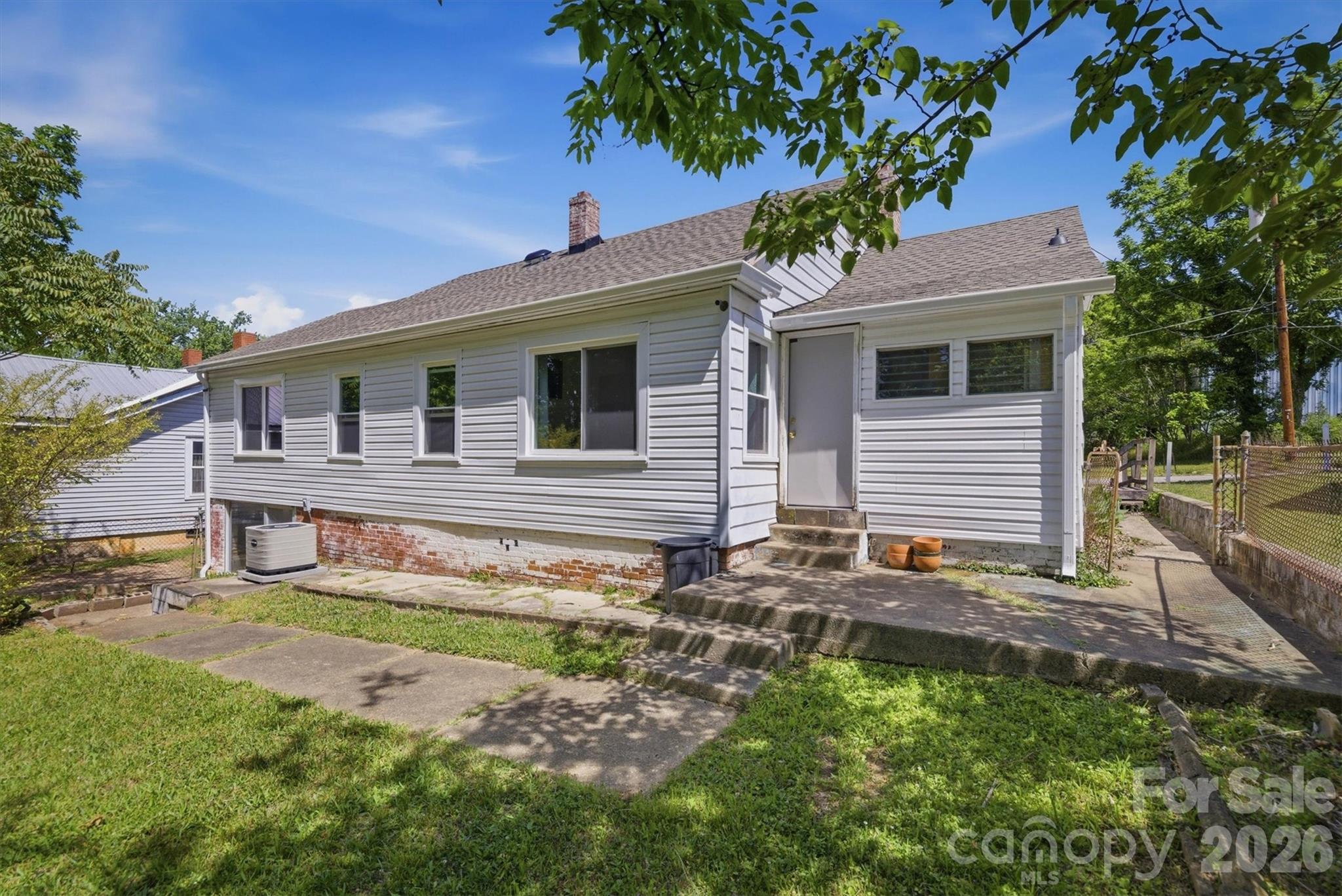 117 3rd Avenue Property Photo 6