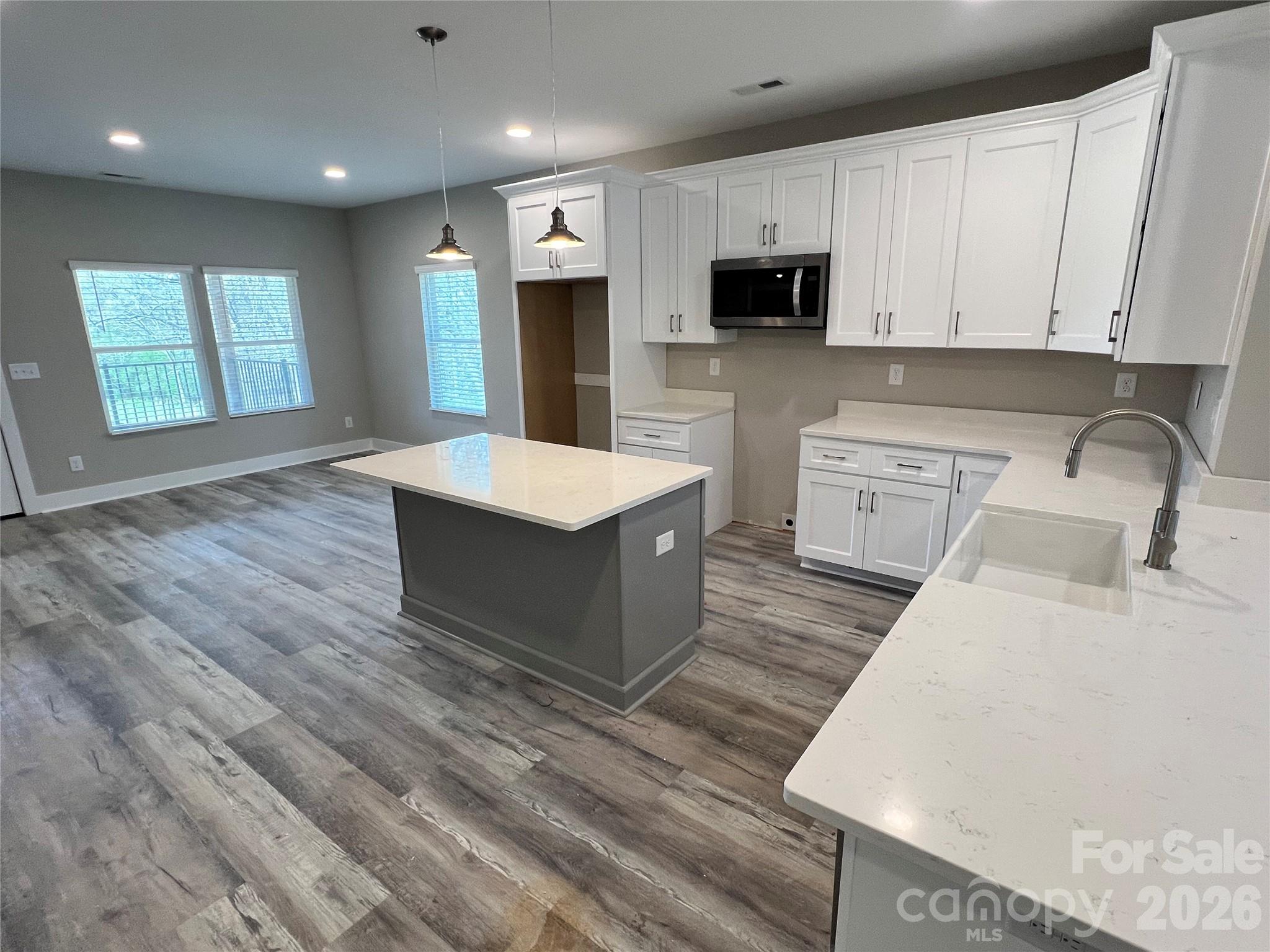 42629 Greenview Drive Property Photo 11
