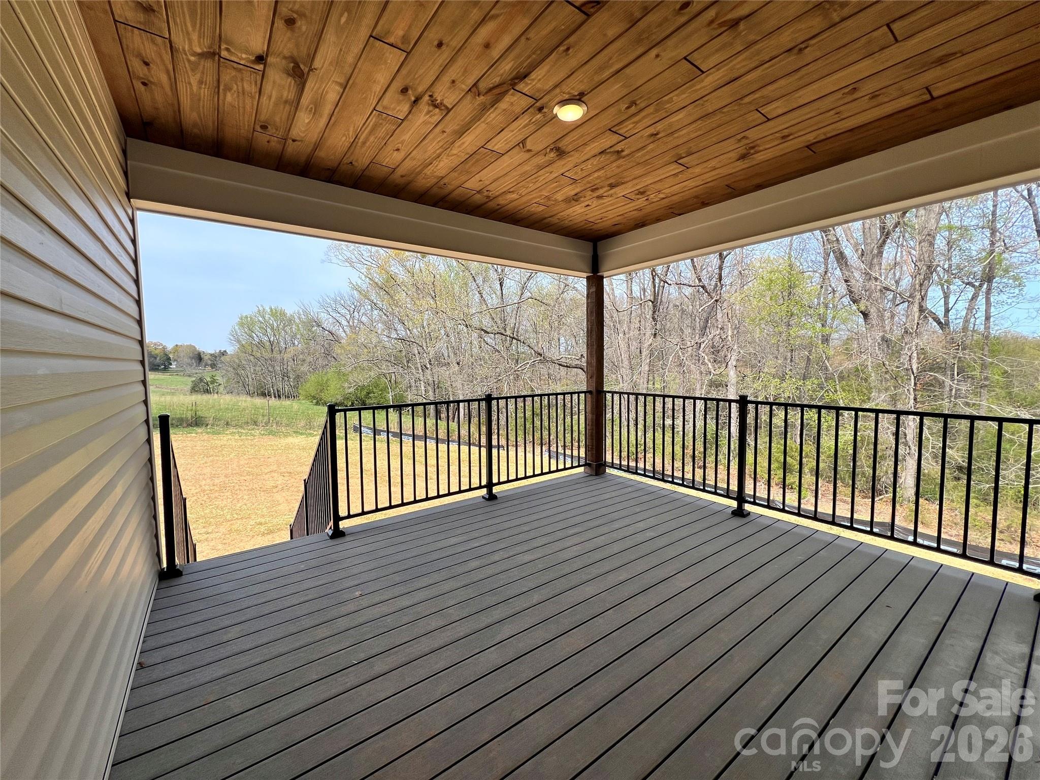 42629 Greenview Drive Property Photo 18