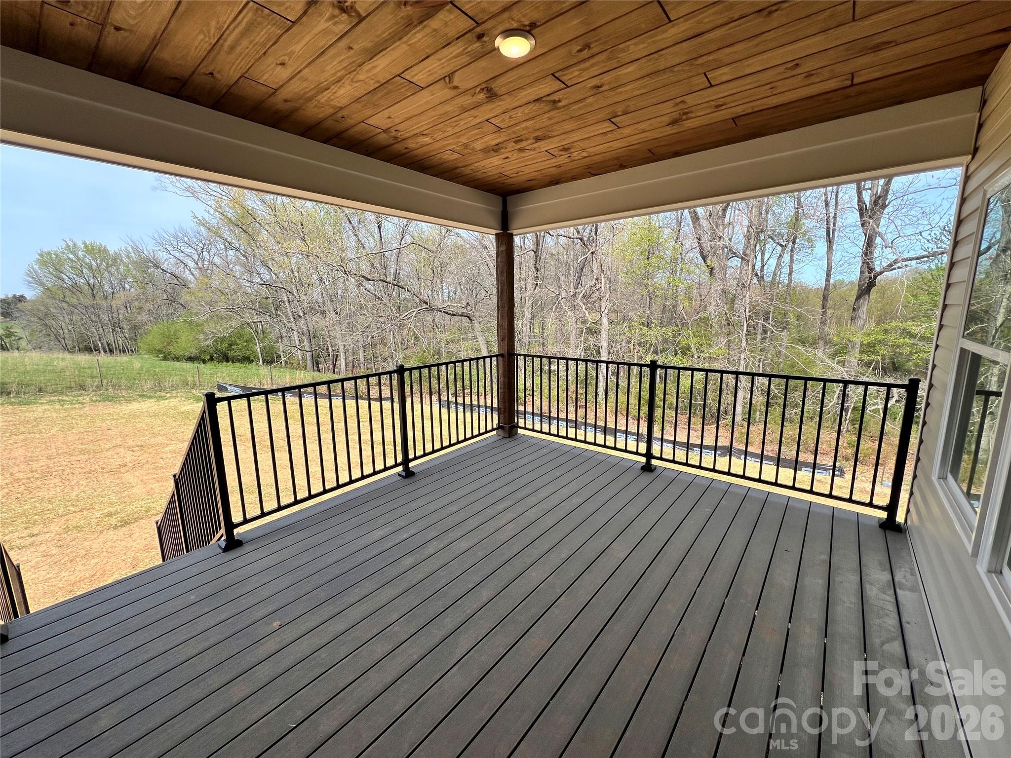 42629 Greenview Drive Property Photo 19
