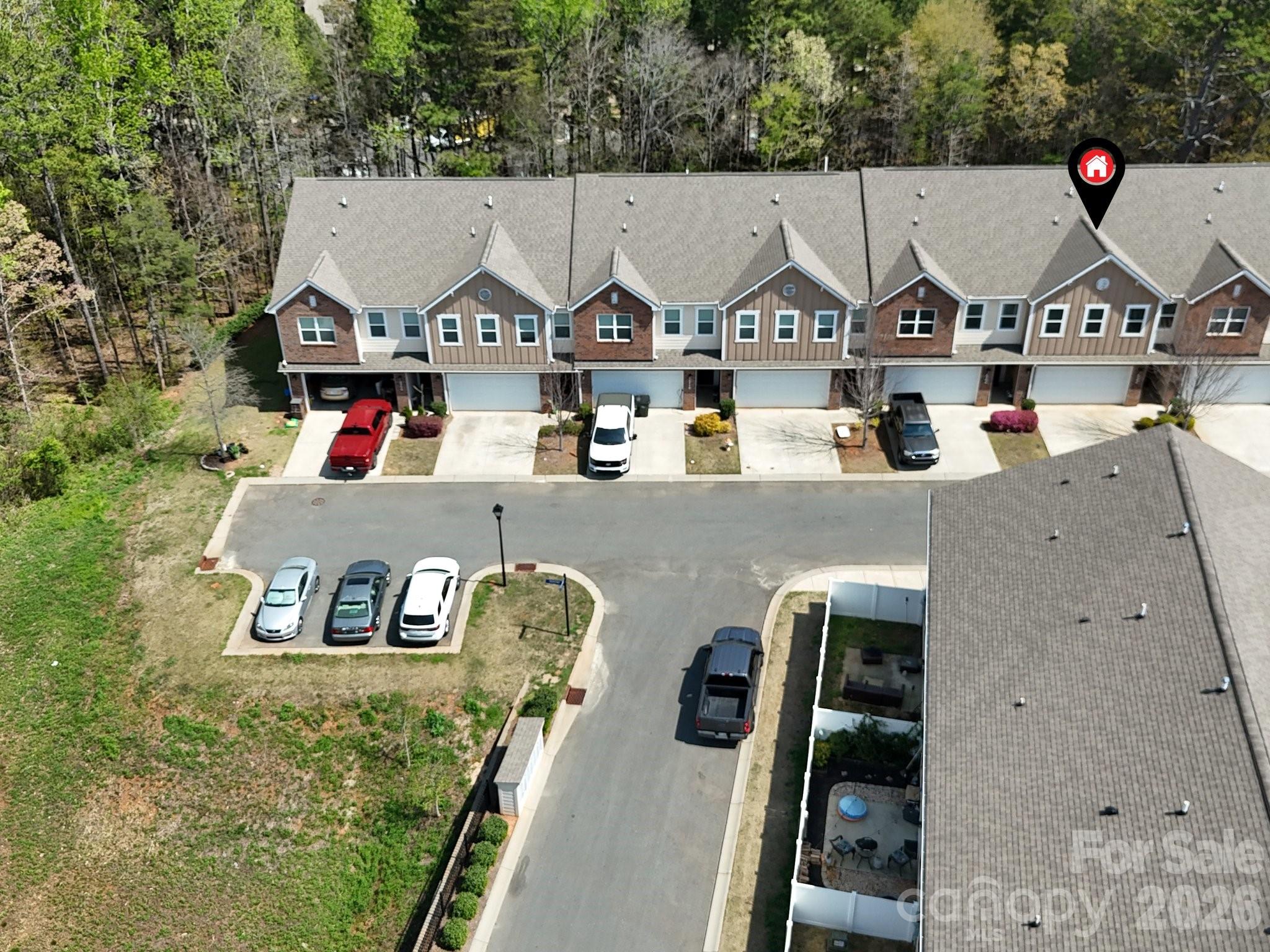 2704 Cregstone Way Property Photo 22