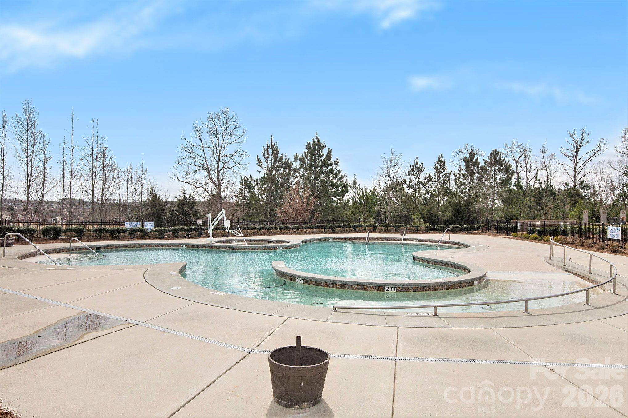 49015 Gladiolus Street Property Photo 38