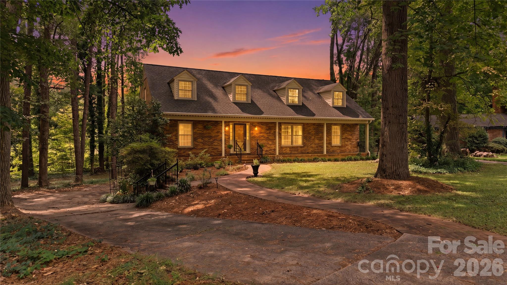 604 Whittington Place Property Photo 1