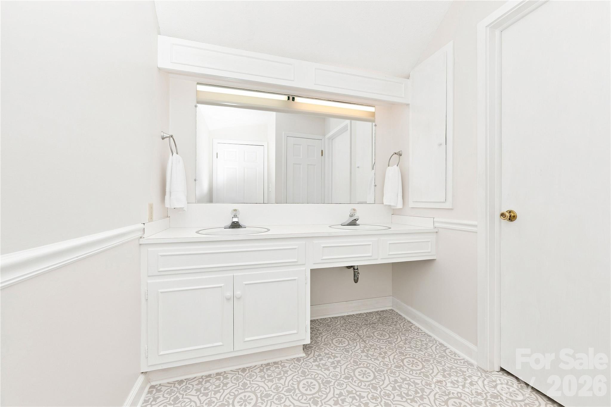 604 Whittington Place Property Photo 23