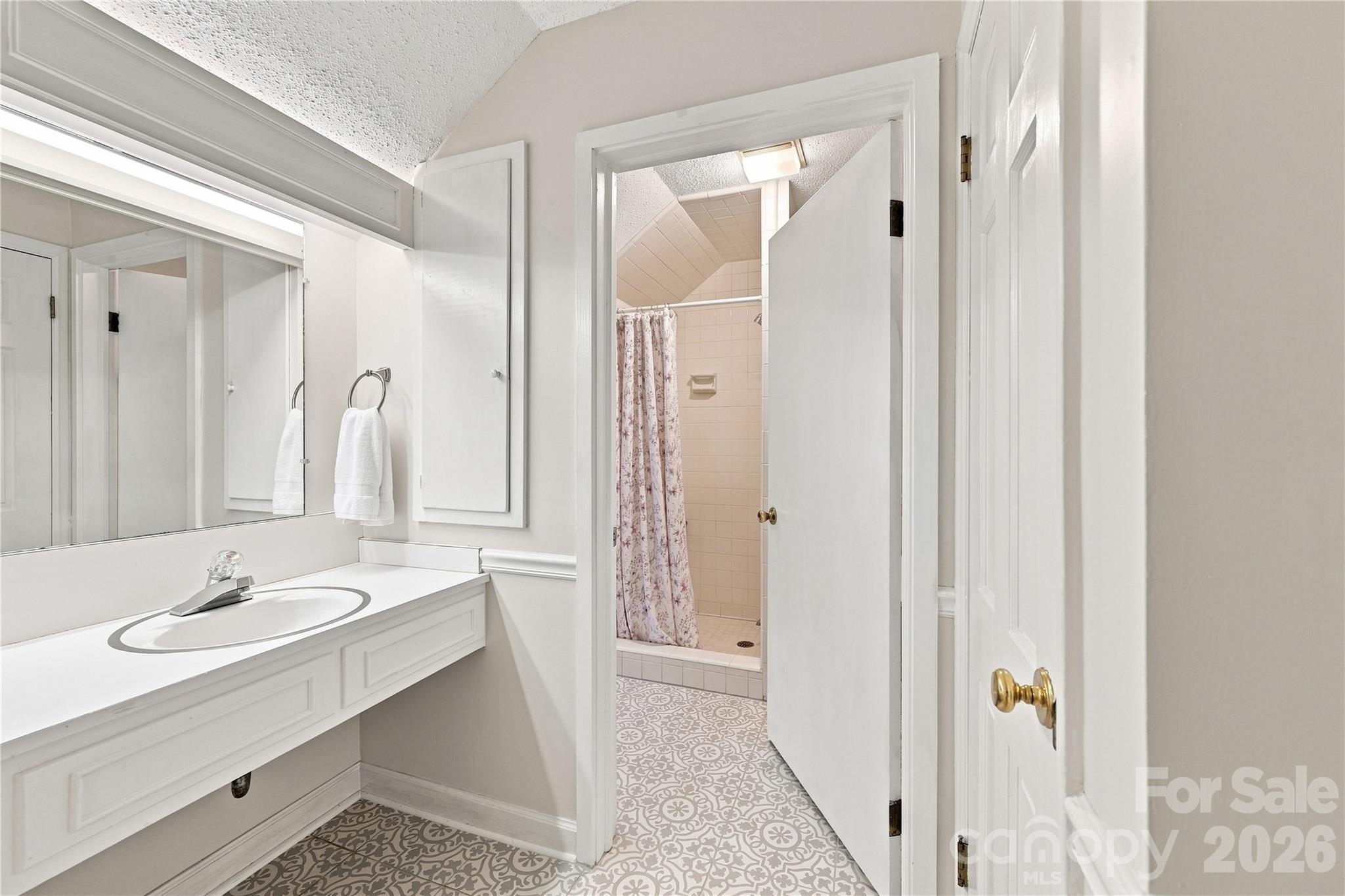 604 Whittington Place Property Photo 24