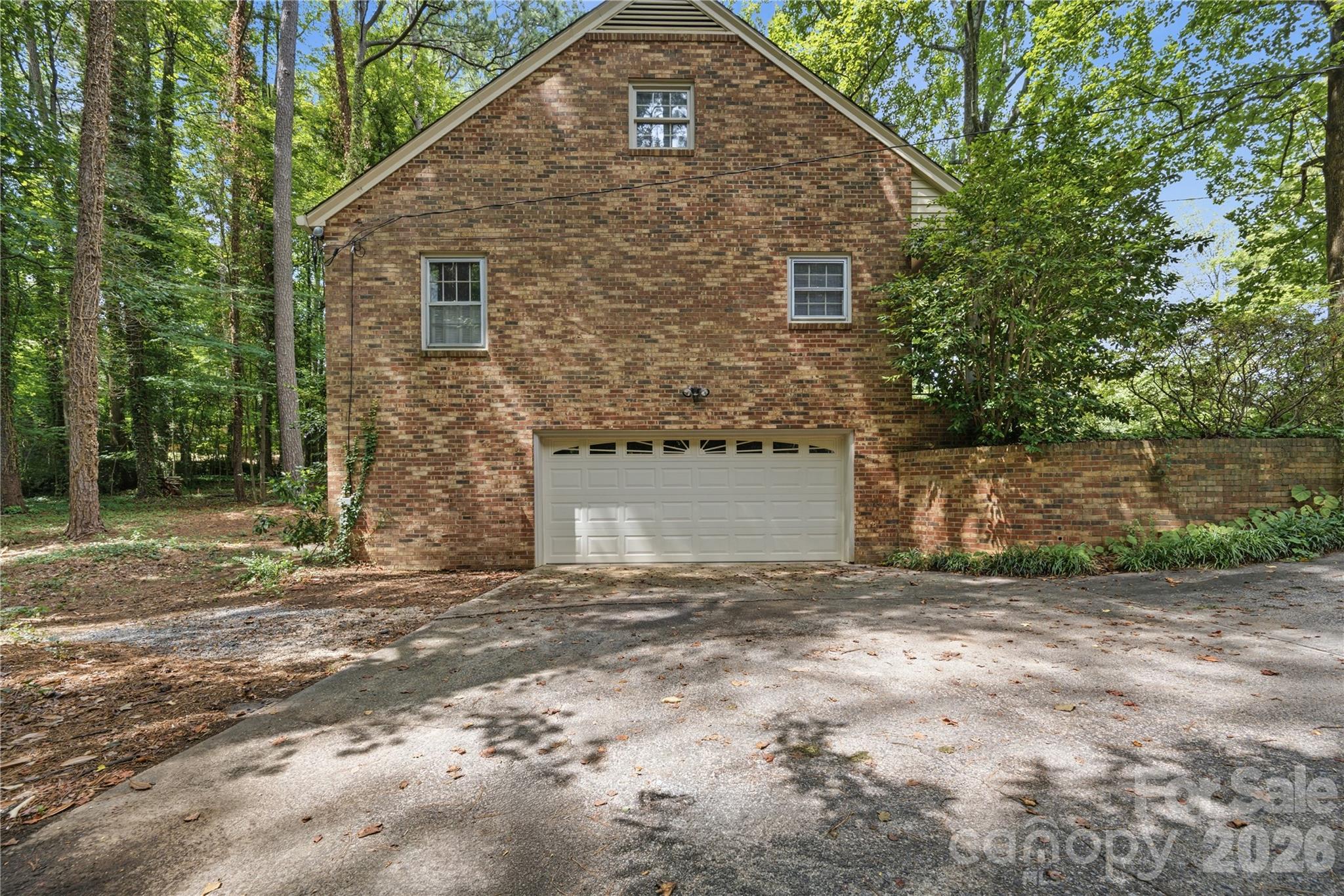 604 Whittington Place Property Photo 31