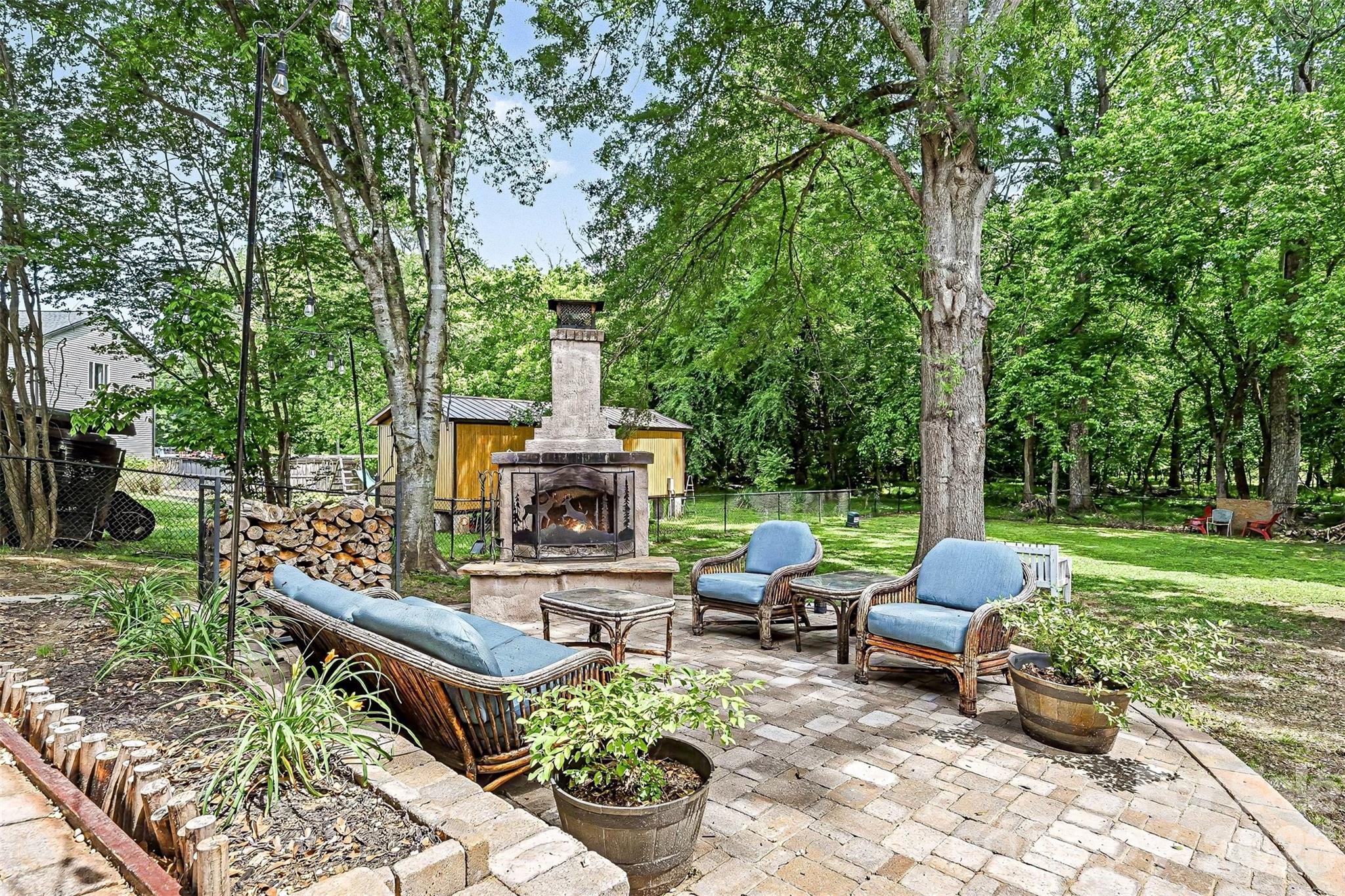 10319 Camelback Circle Property Photo 33