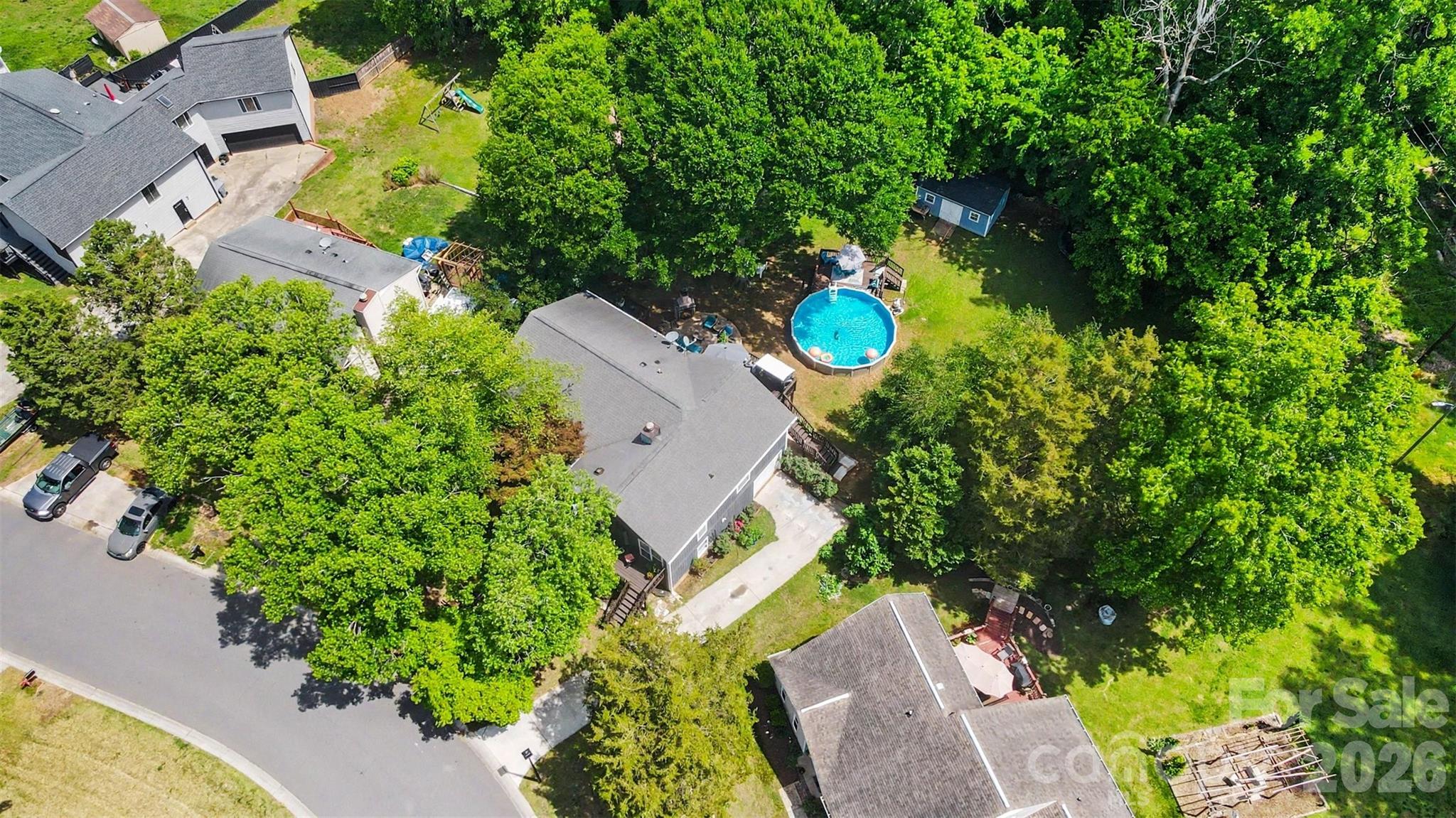 10319 Camelback Circle Property Photo 38