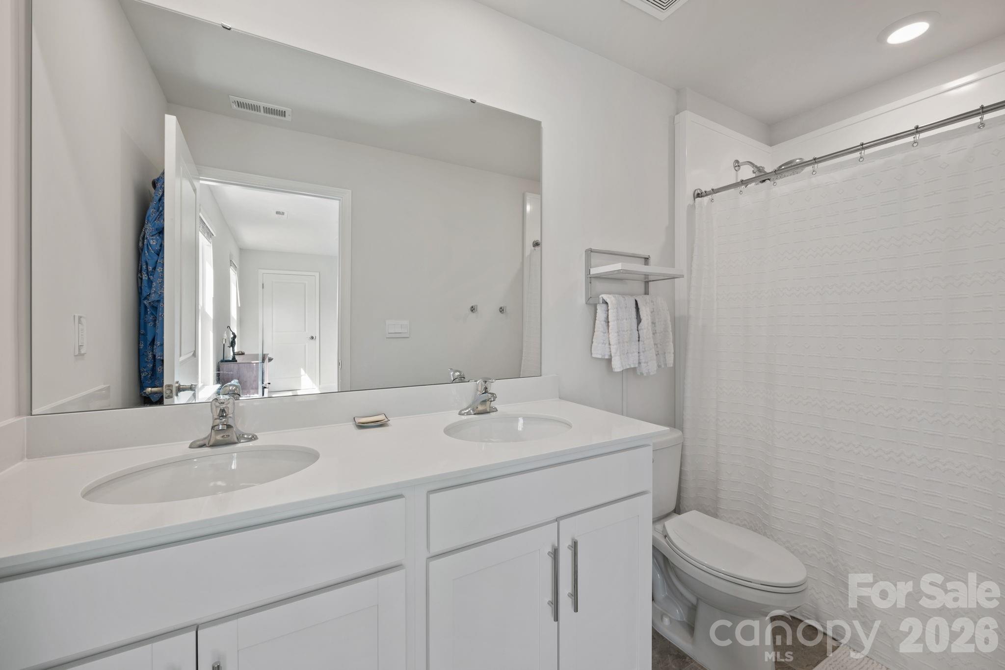 83 Malcolm Court Property Photo 17