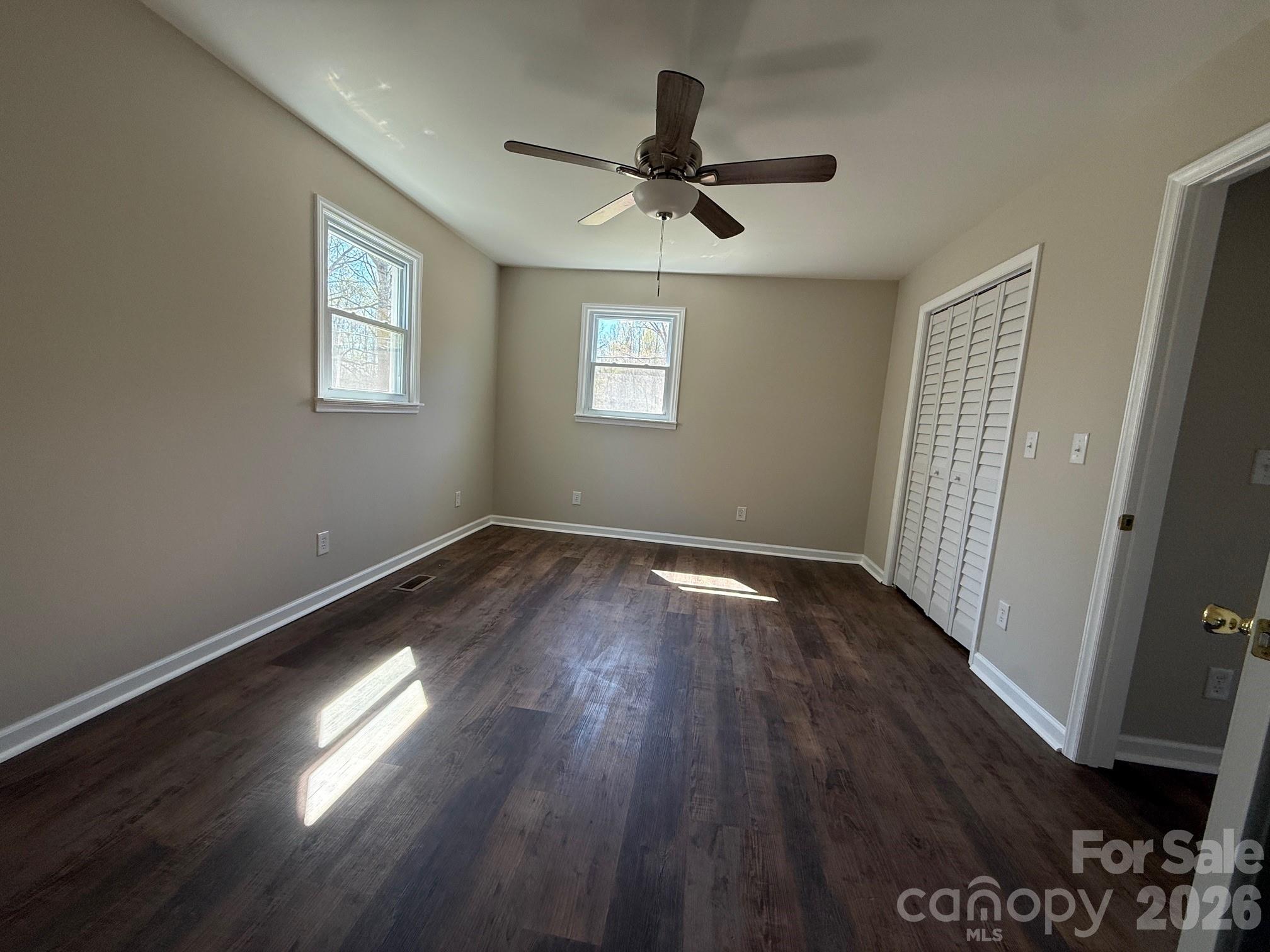 3730 Sedgefield Drive Property Photo 6